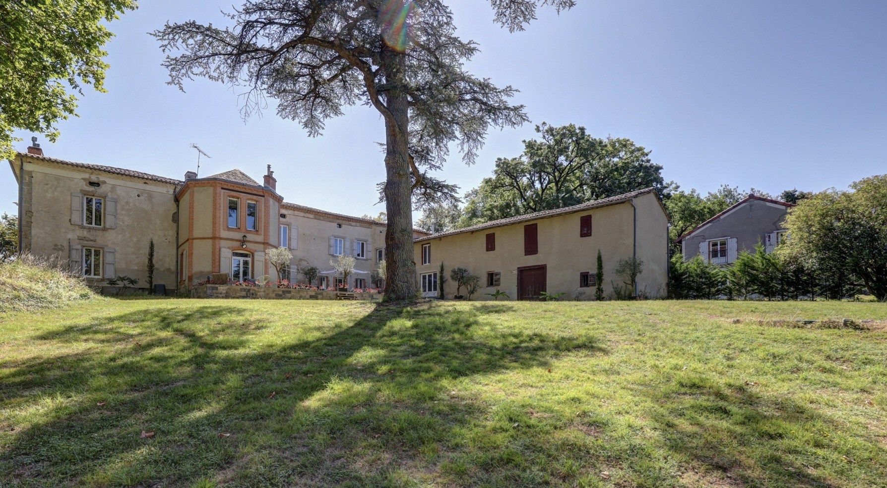 maison de maître 7 Pièces en vente sur PUYLAURENS (81700)