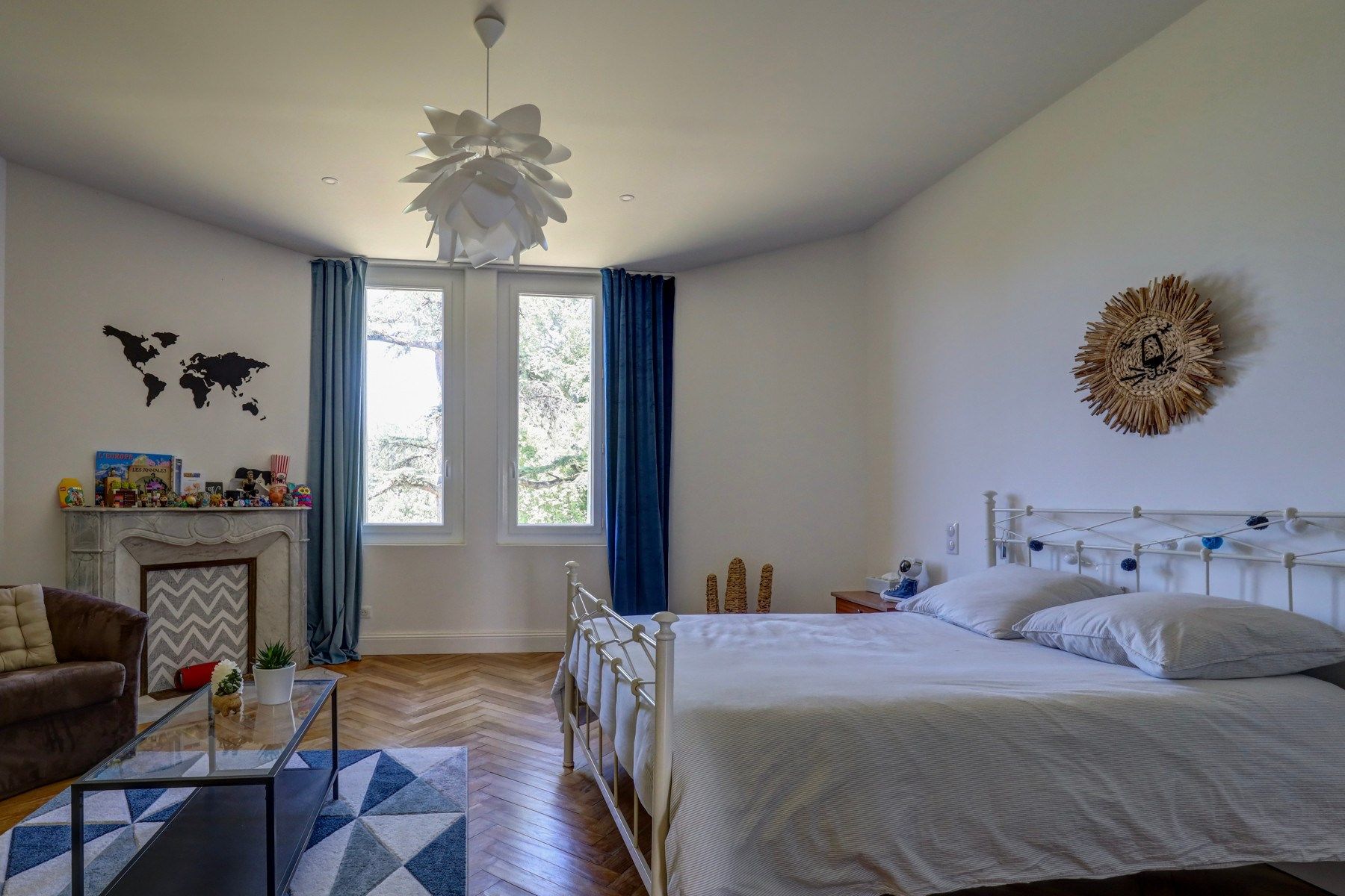 mansion 7 Rooms for sale on PUYLAURENS (81700)