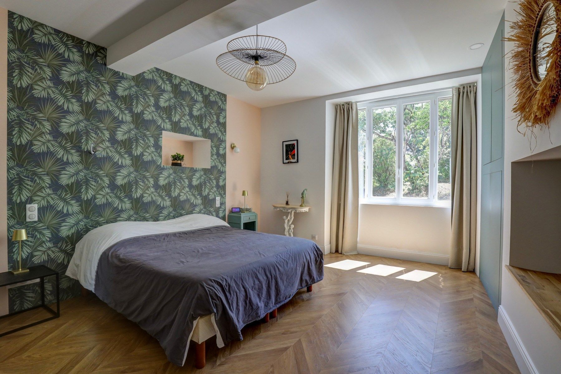 mansion 7 Rooms for sale on PUYLAURENS (81700)