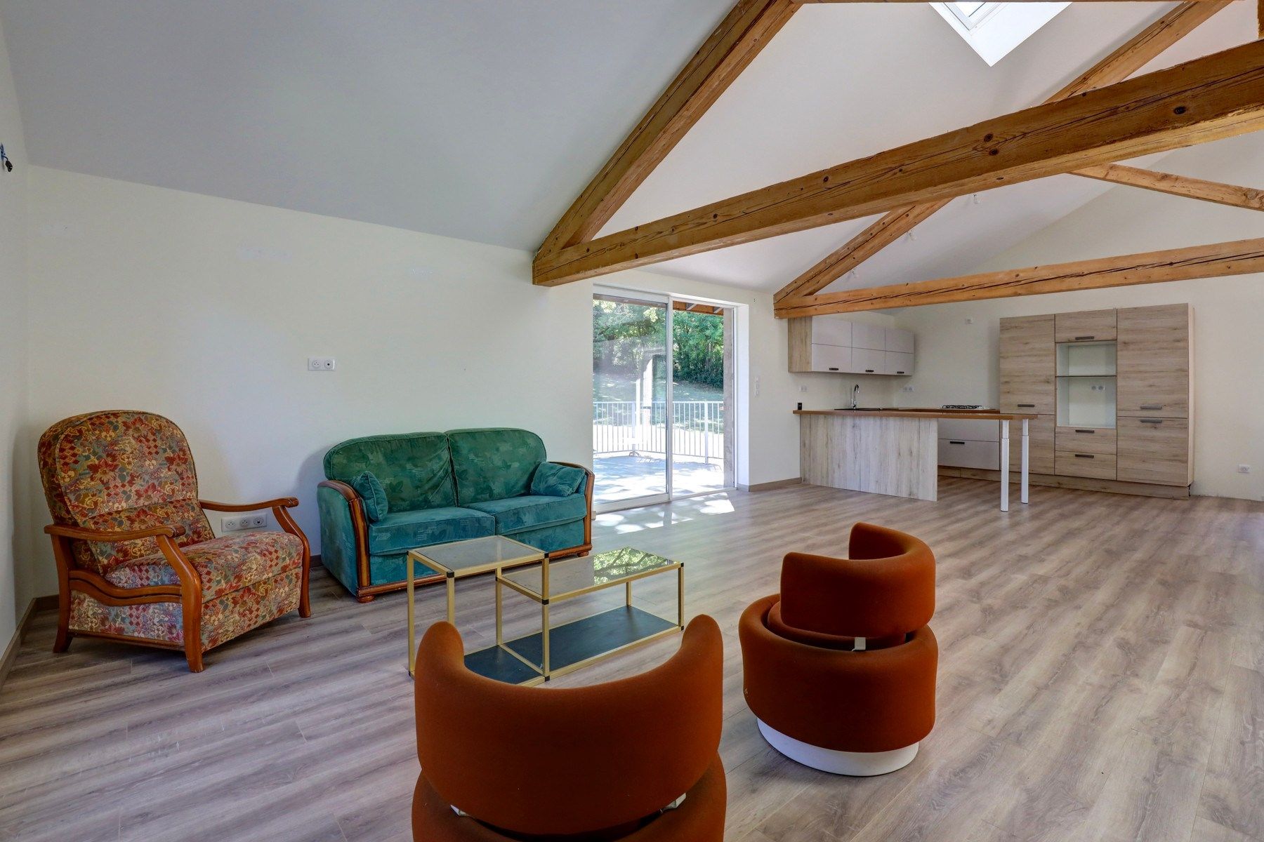 mansion 7 Rooms for sale on PUYLAURENS (81700)