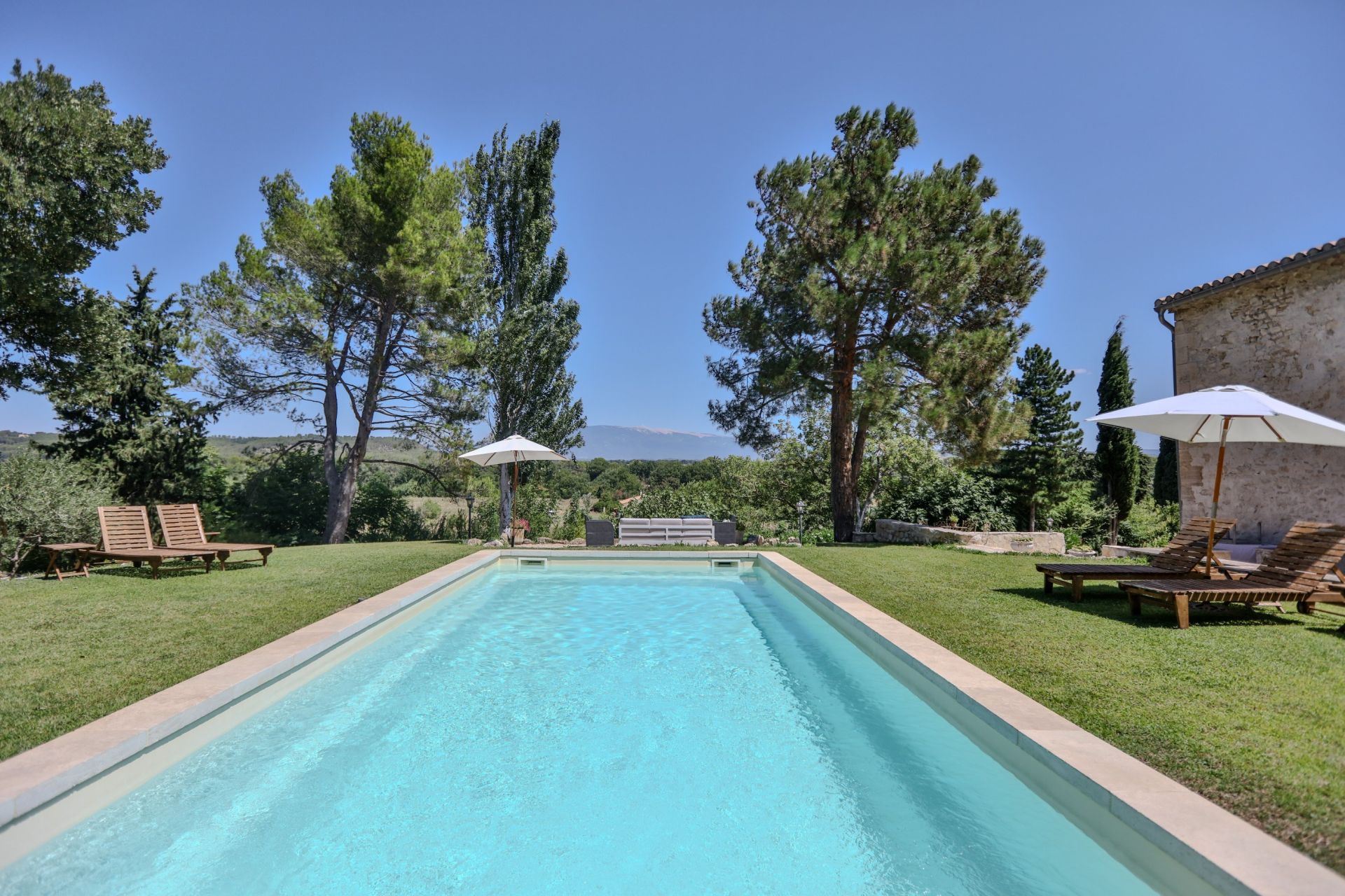 maison de luxe 14 Pièces en vente sur PERNES LES FONTAINES (84210)