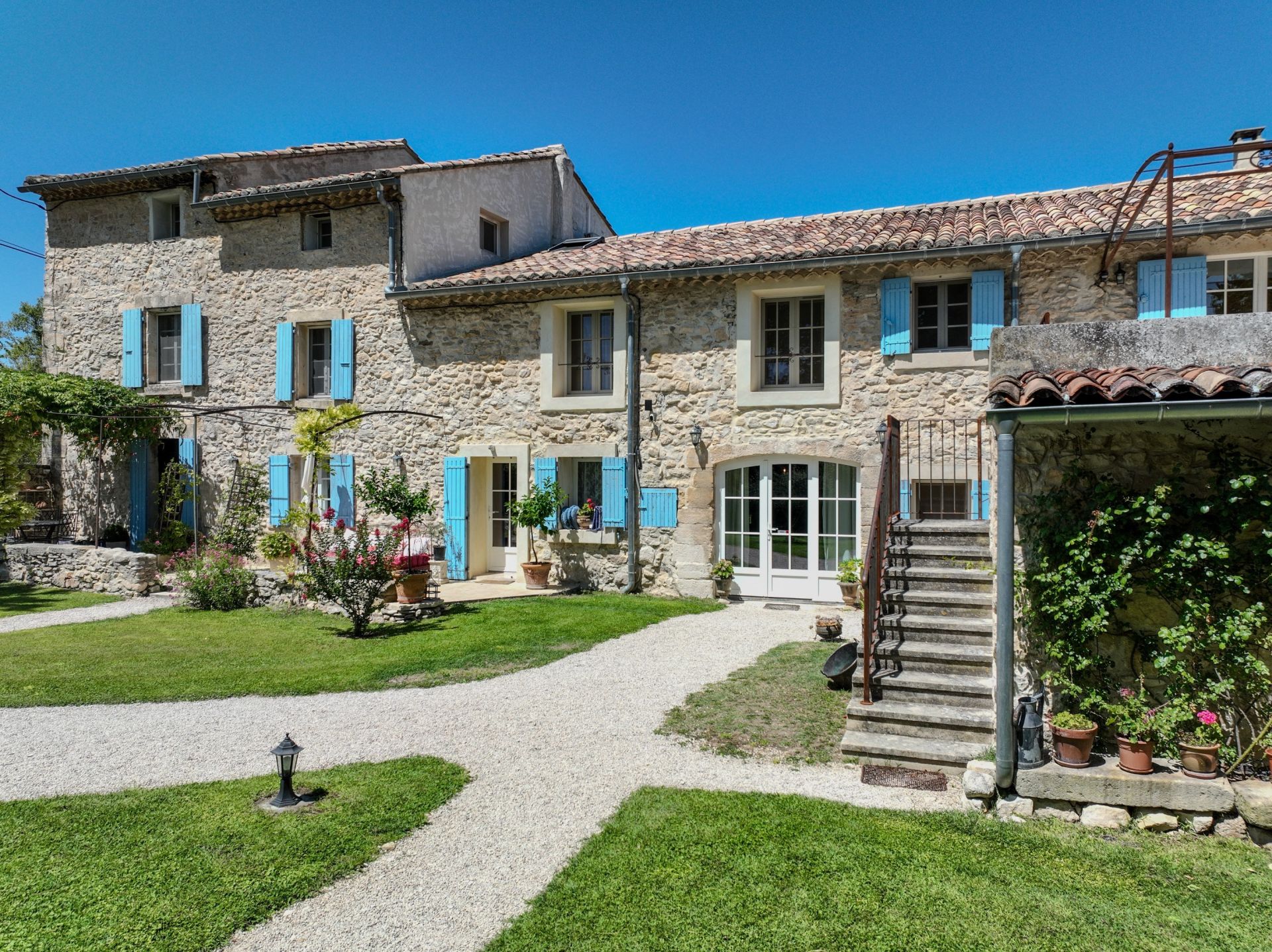 maison de luxe 14 Pièces en vente sur ST DIDIER (84210)