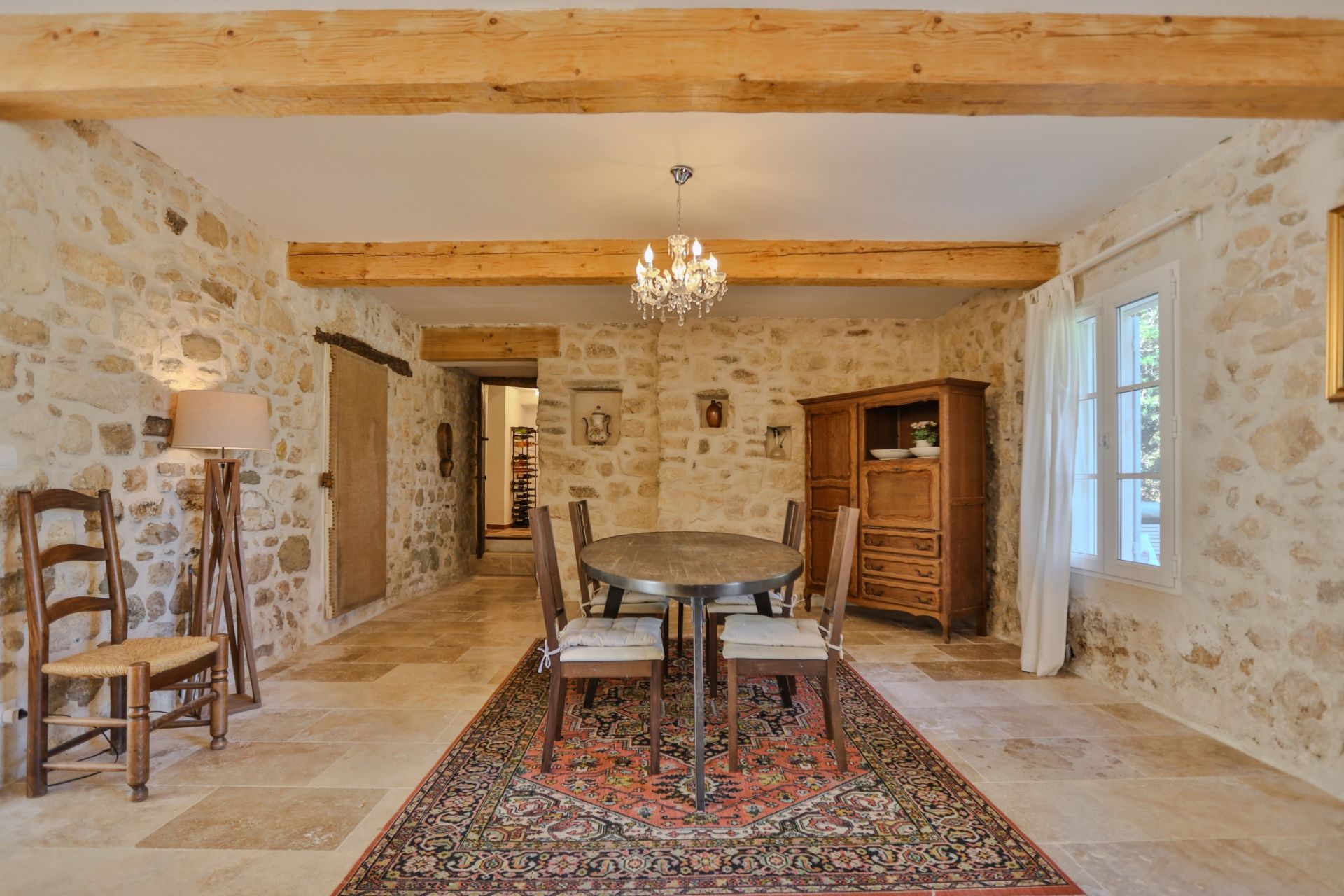 maison de luxe 14 Pièces en vente sur PERNES LES FONTAINES (84210)