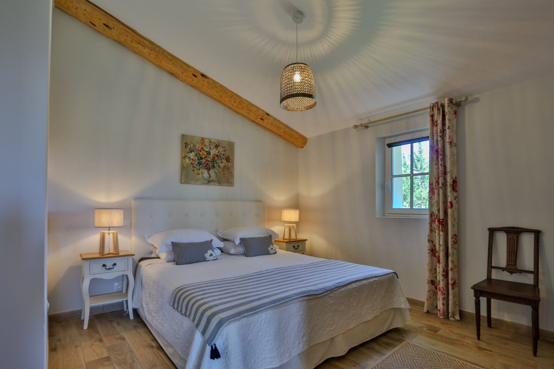 maison de luxe 14 Pièces en vente sur PERNES LES FONTAINES (84210)