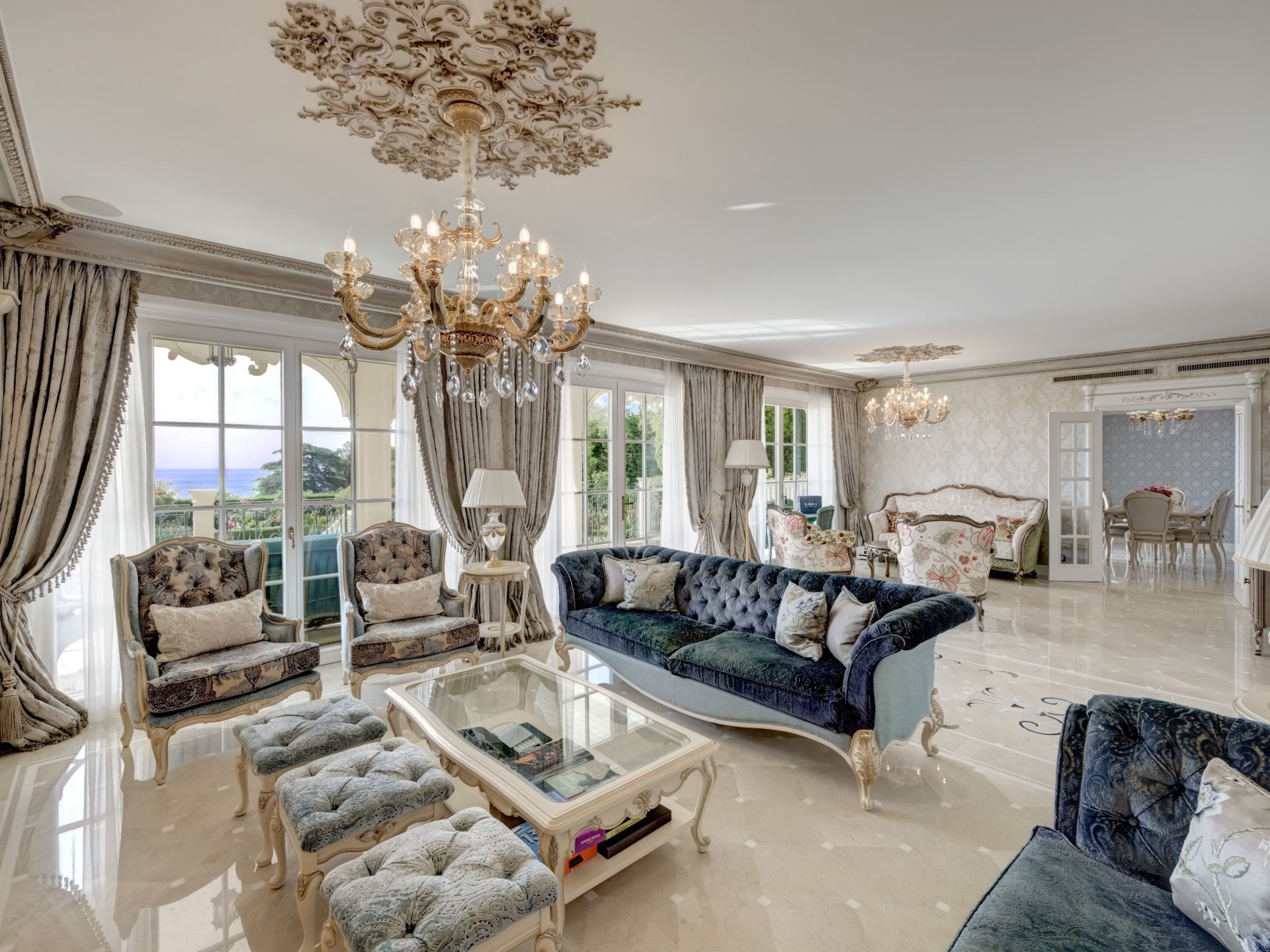 luxury villa 12 Rooms for sale on LE GOLFE JUAN (06220)