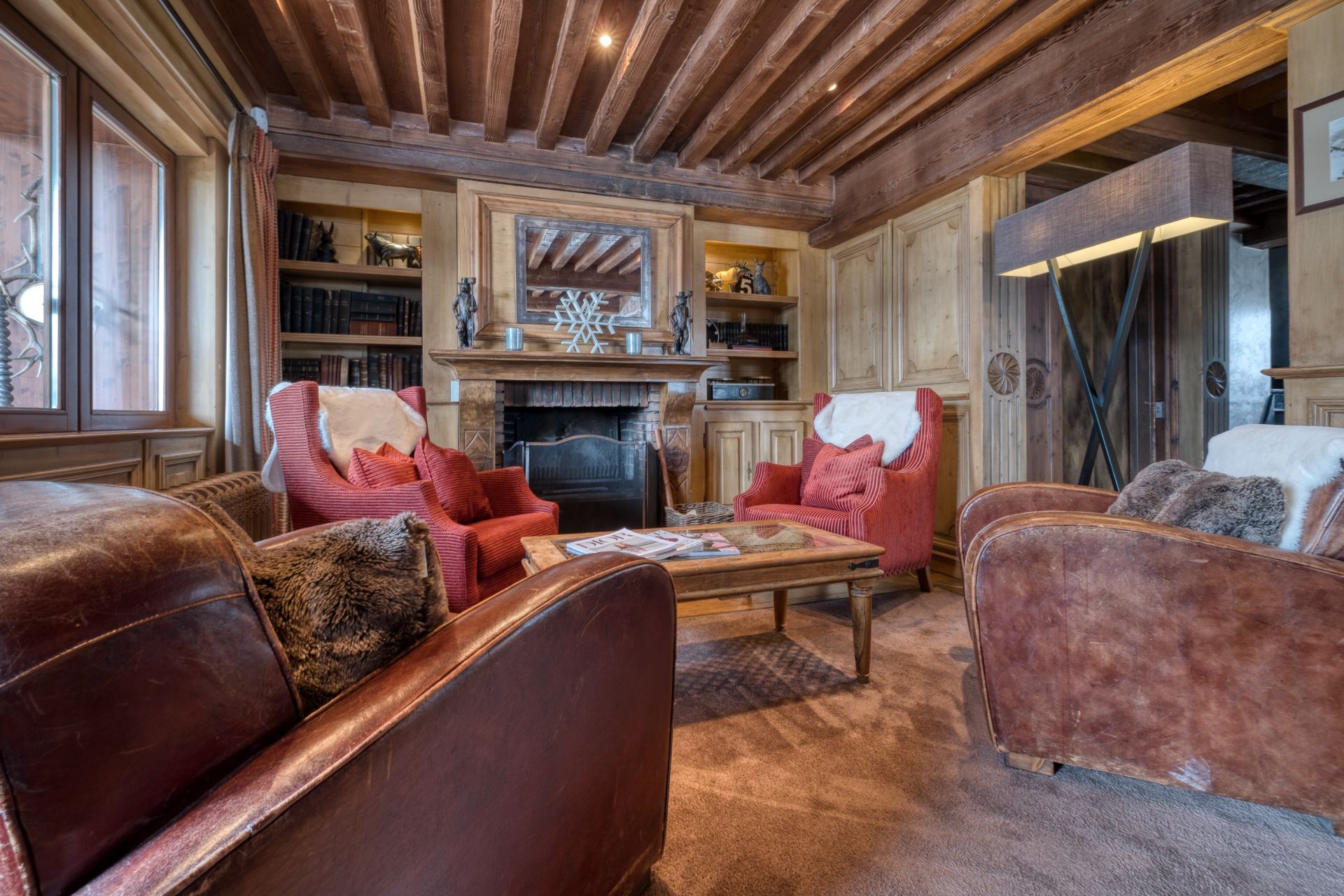 luxury chalet 9 Rooms for sale on COURCHEVEL (73120)