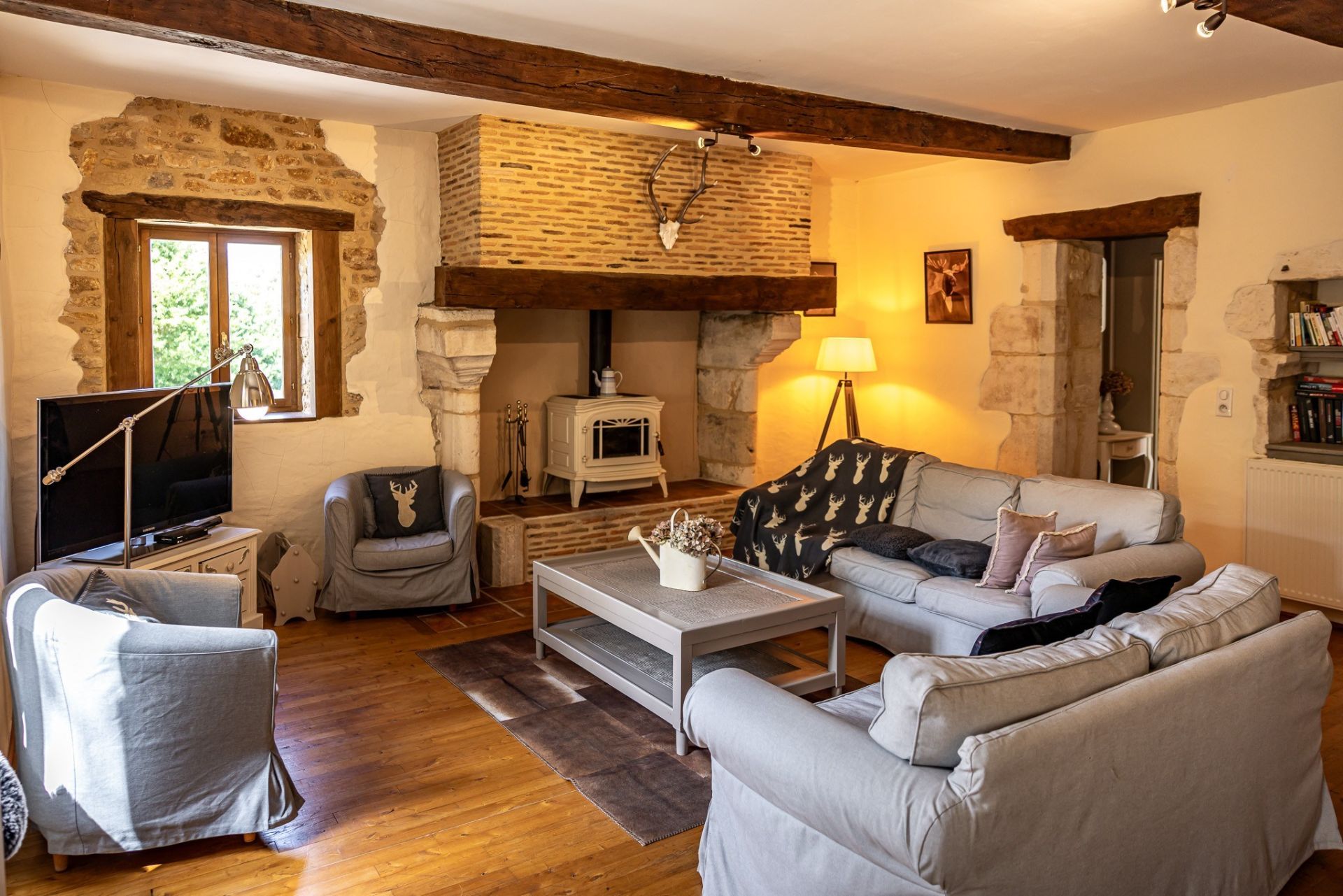 maison de luxe 36 Pièces en vente sur ST PARDOUX LA RIVIERE (24470)