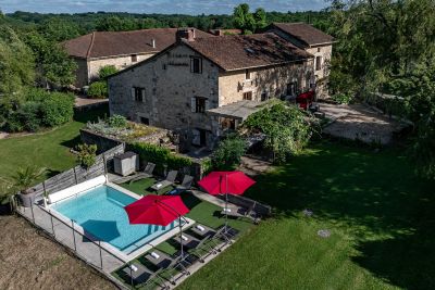 Sale Luxury house Saint-Pardoux-la-Rivière 36 Rooms 807 m²