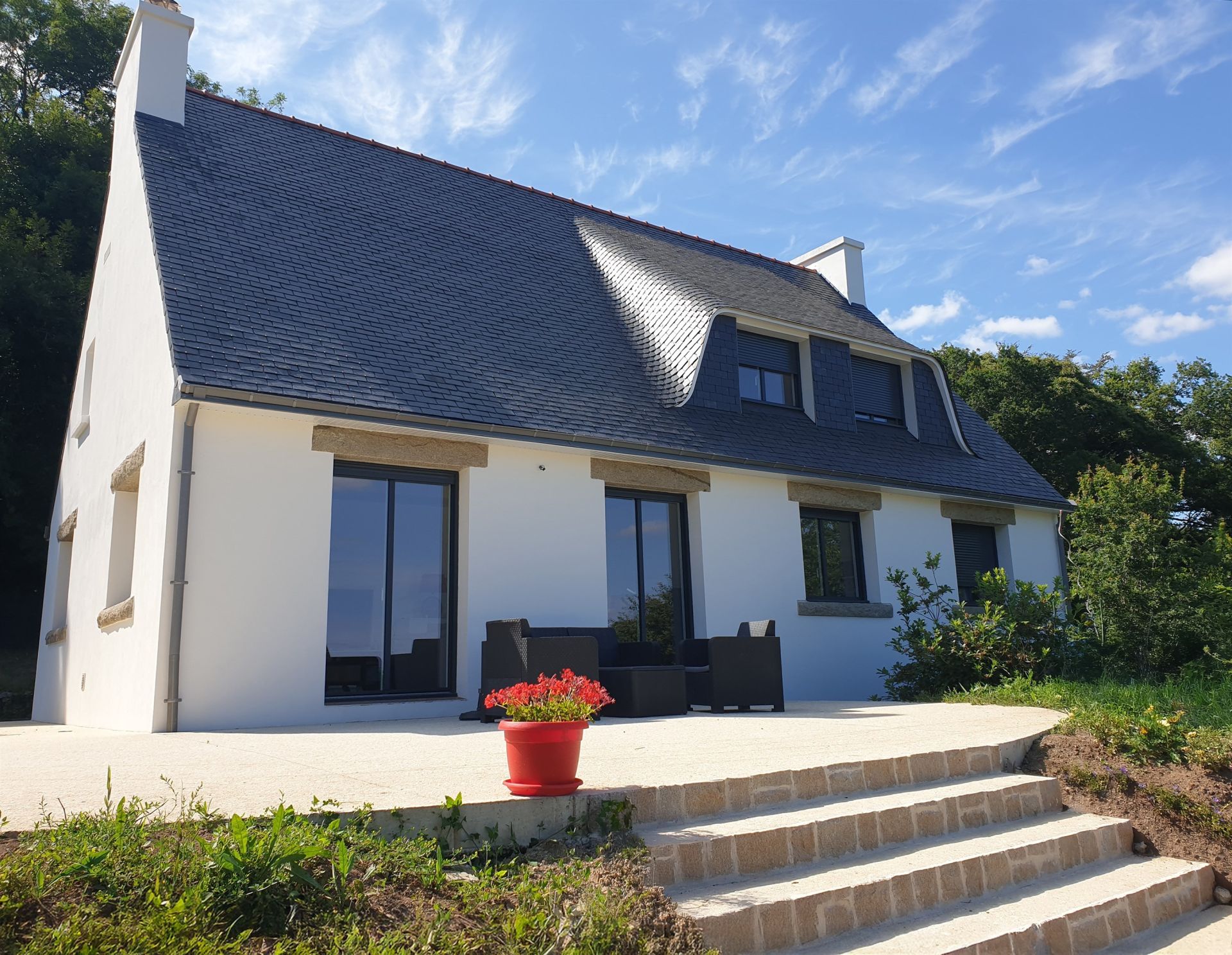 luxury house 10 Rooms for sale on PLOMELIN (29700)