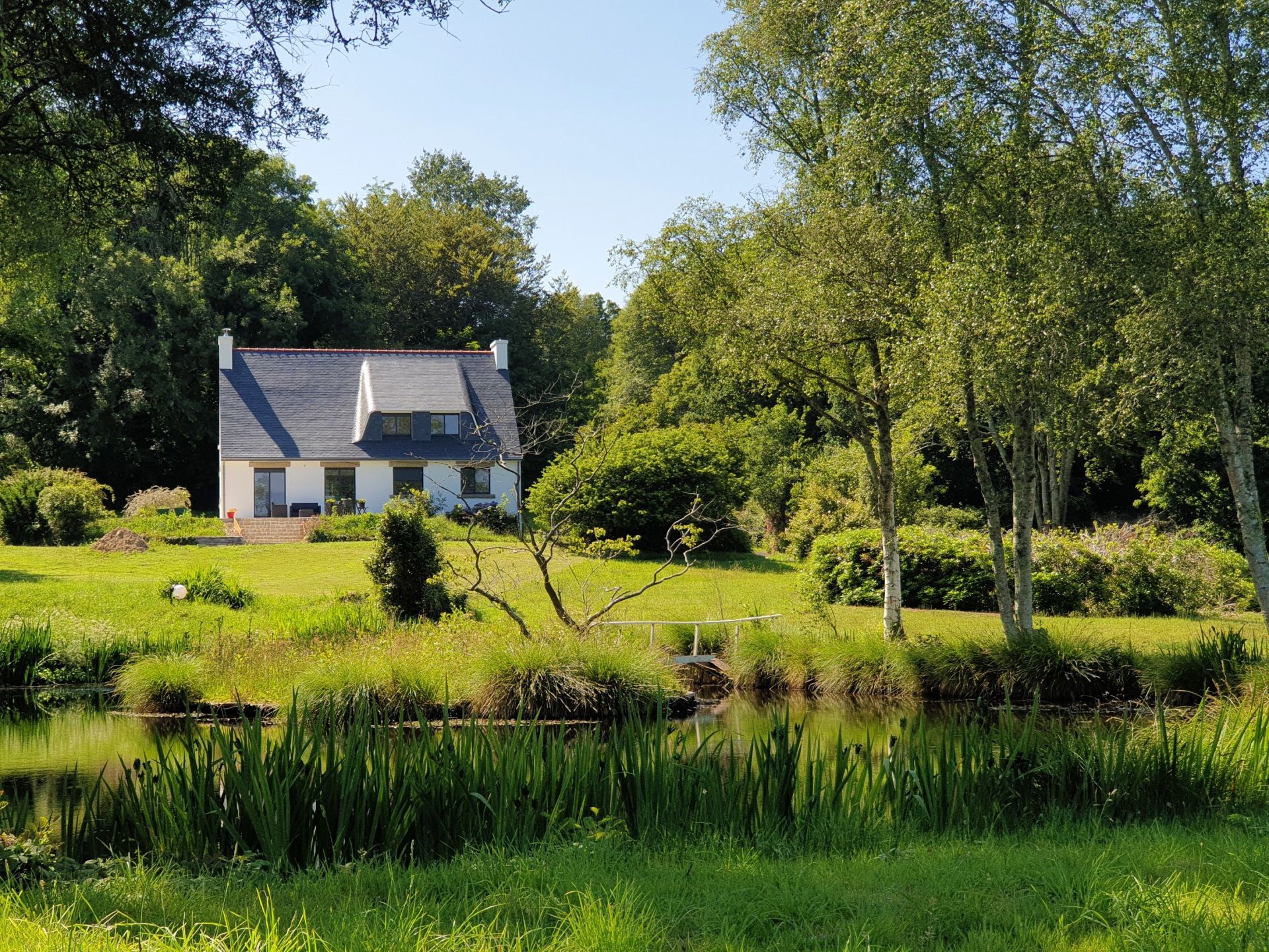 luxury house 10 Rooms for sale on PLOMELIN (29700)