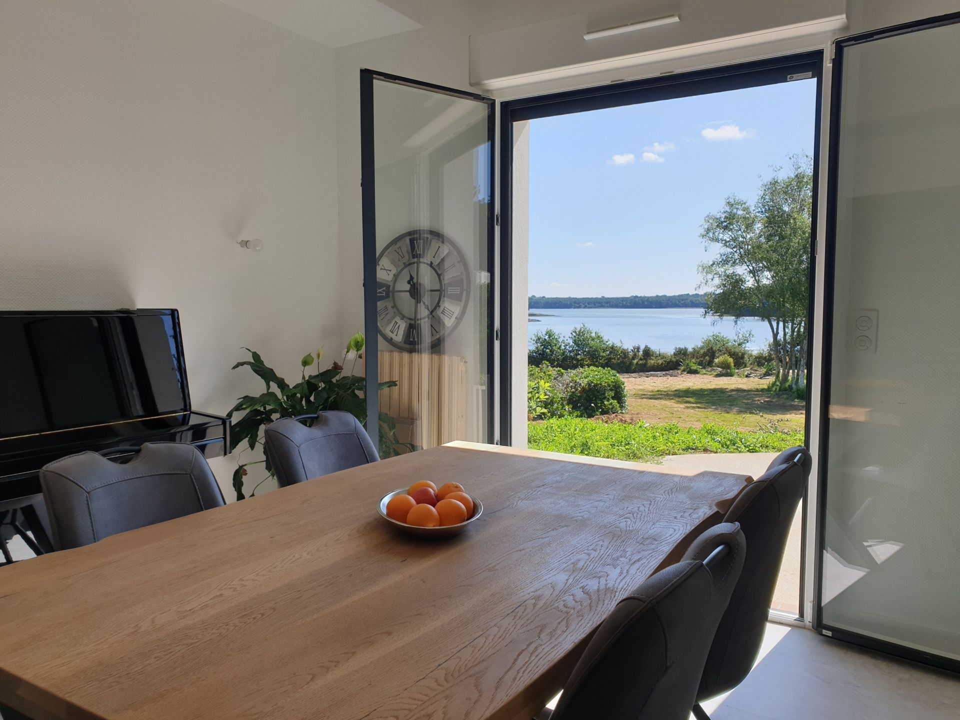 luxury house 10 Rooms for sale on PLOMELIN (29700)