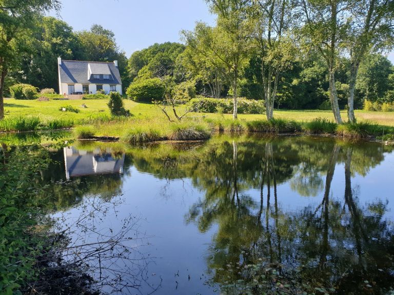 luxury house 10 Rooms for sale on PLOMELIN (29700)