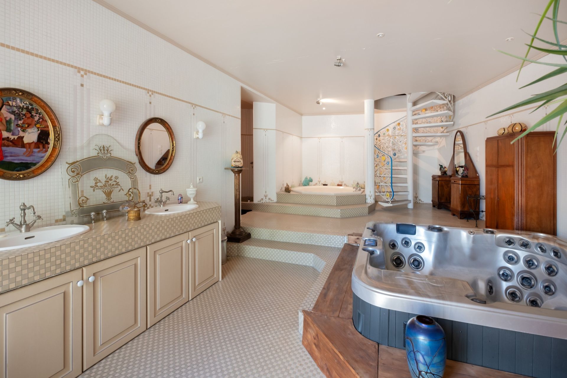 mas 17 Pièces en vente sur ST BAUZILLE DE MONTMEL (34160)