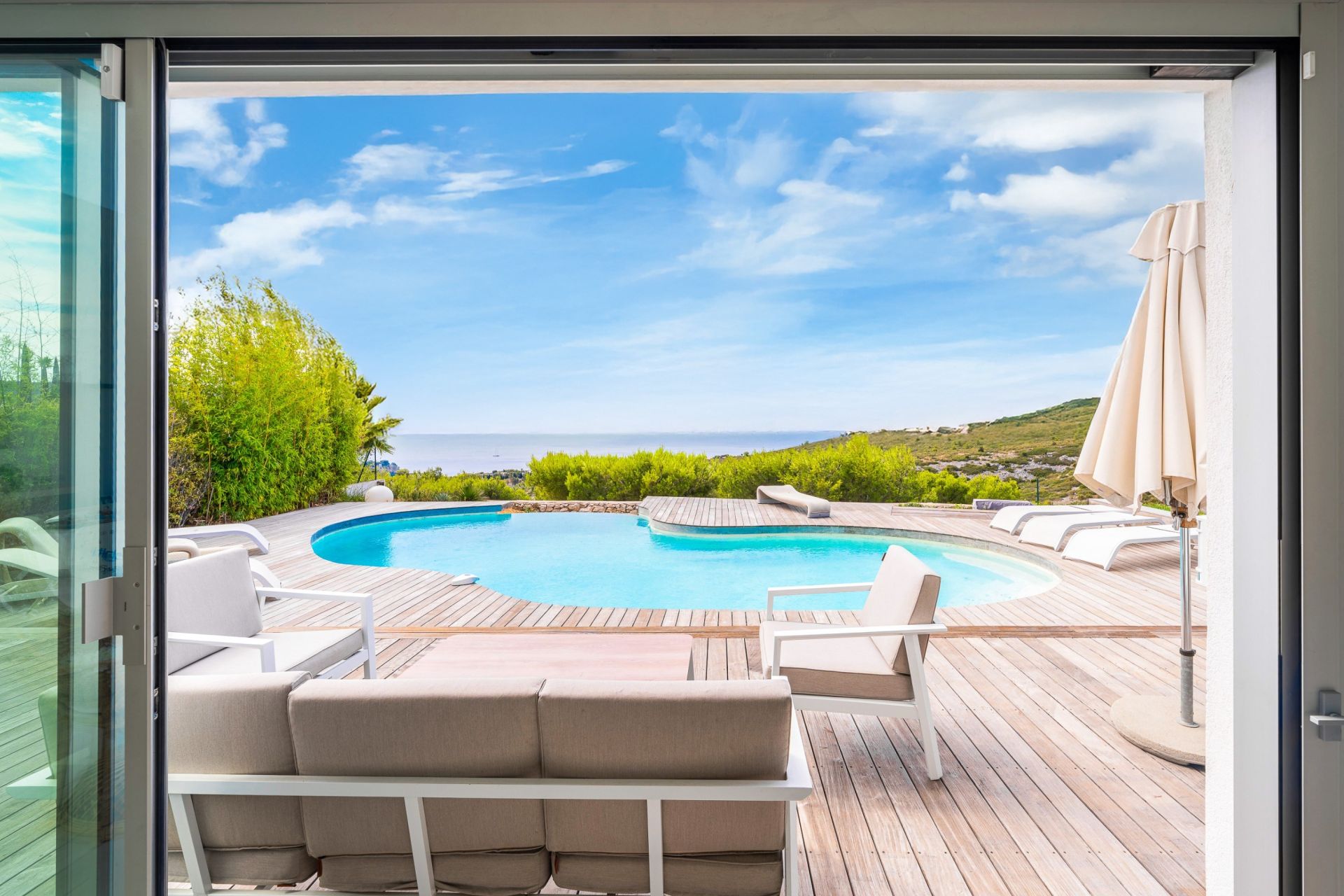 maison de luxe 8 Pièces en vente sur CASSIS (13260)