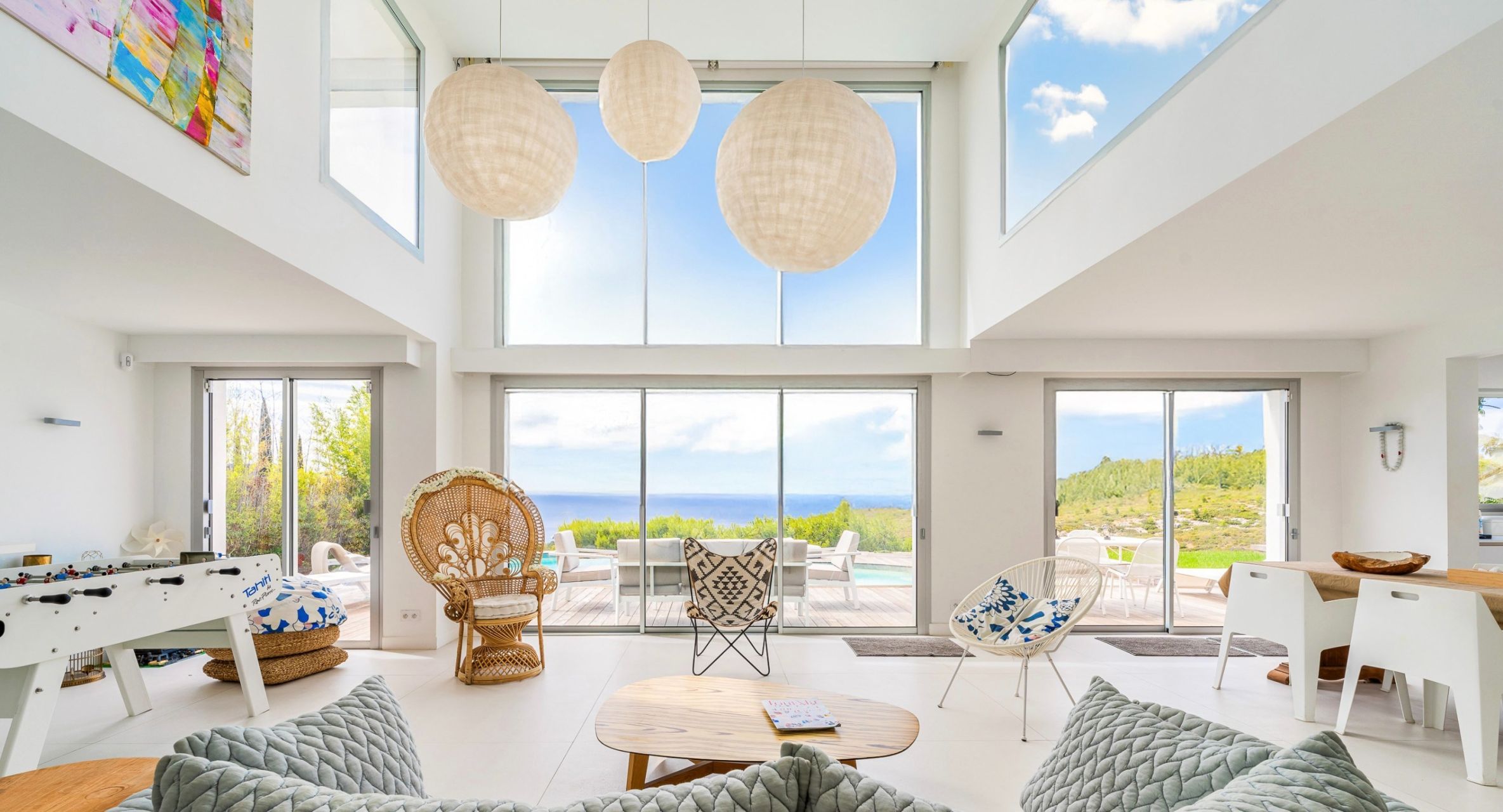 contemporary house 8 Rooms for sale on CASSIS (13260)