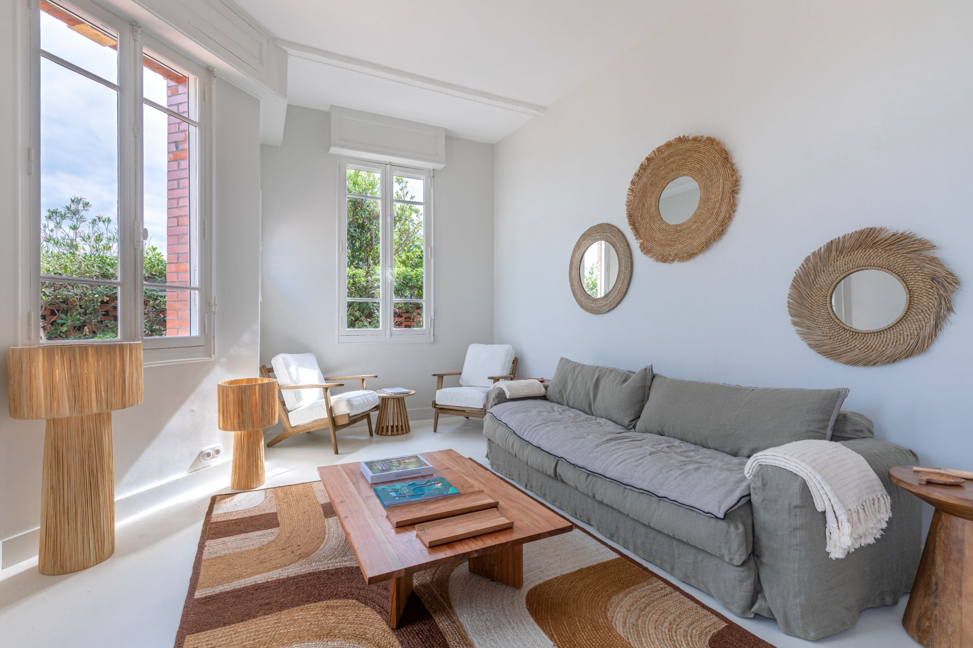 luxury house 10 Rooms for sale on CAP FERRET (33970)