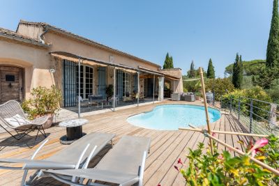Sale Luxury house Saint-Rémy-de-Provence 6 Rooms 200 m²