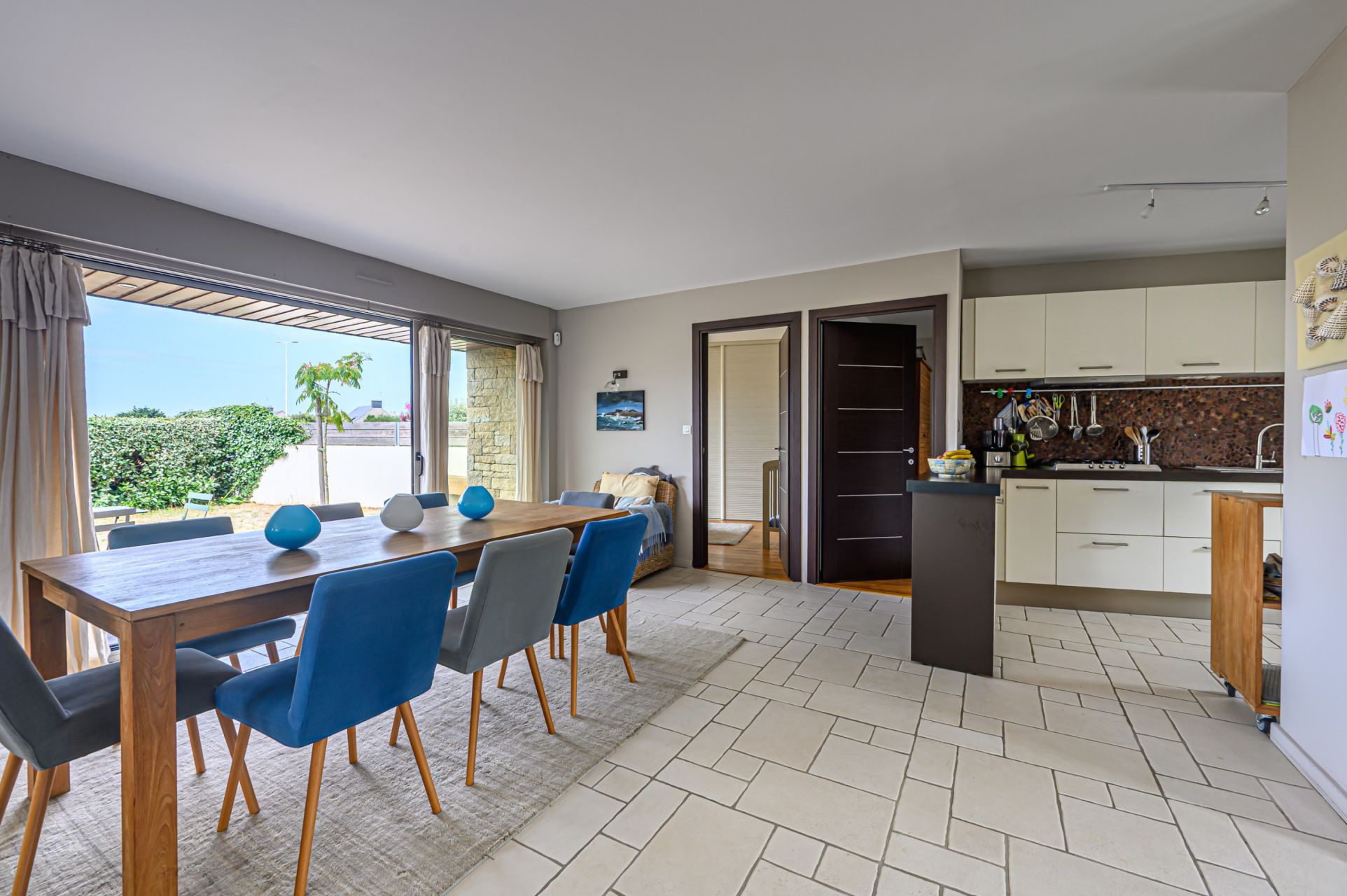 contemporary house 6 Rooms for sale on ARZON (56640)