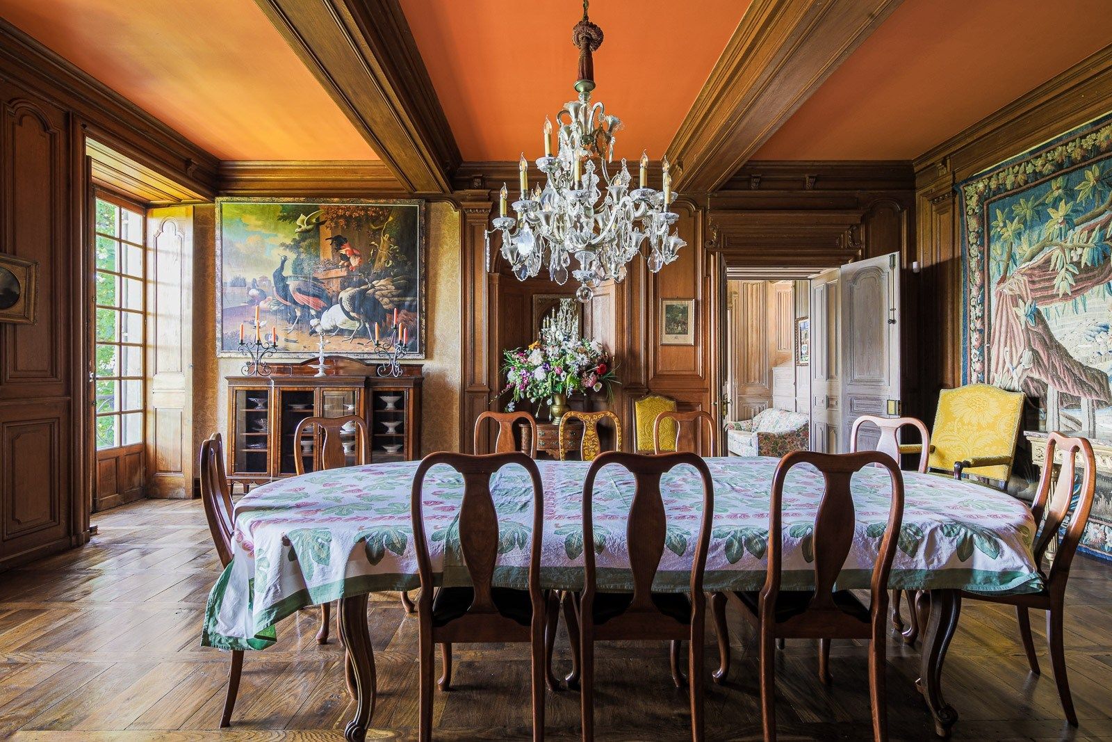 château 24 Pièces en vente sur LES AVENIERES (38630)