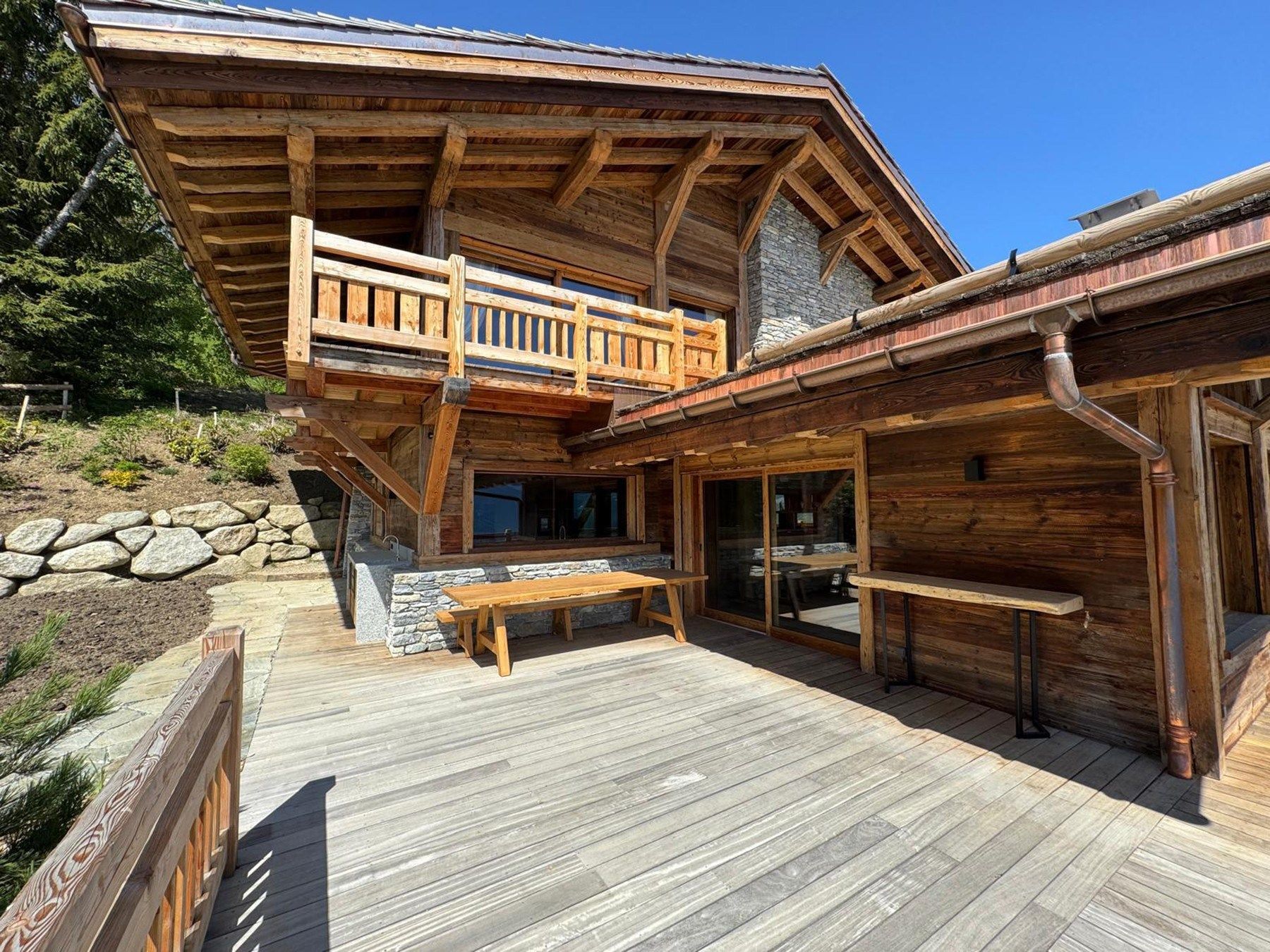 luxury chalet 10 Rooms for seasonal rent on COMBLOUX (74920)