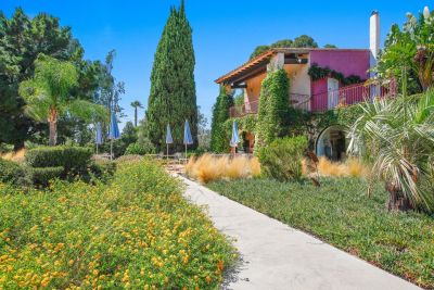 Sale Luxury house La Londe-les-Maures 13 Rooms 504 m²