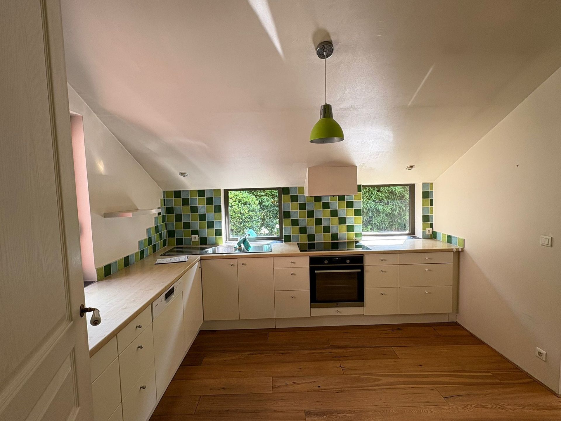 maison de luxe 7 Pièces en location sur CROIX (59170)