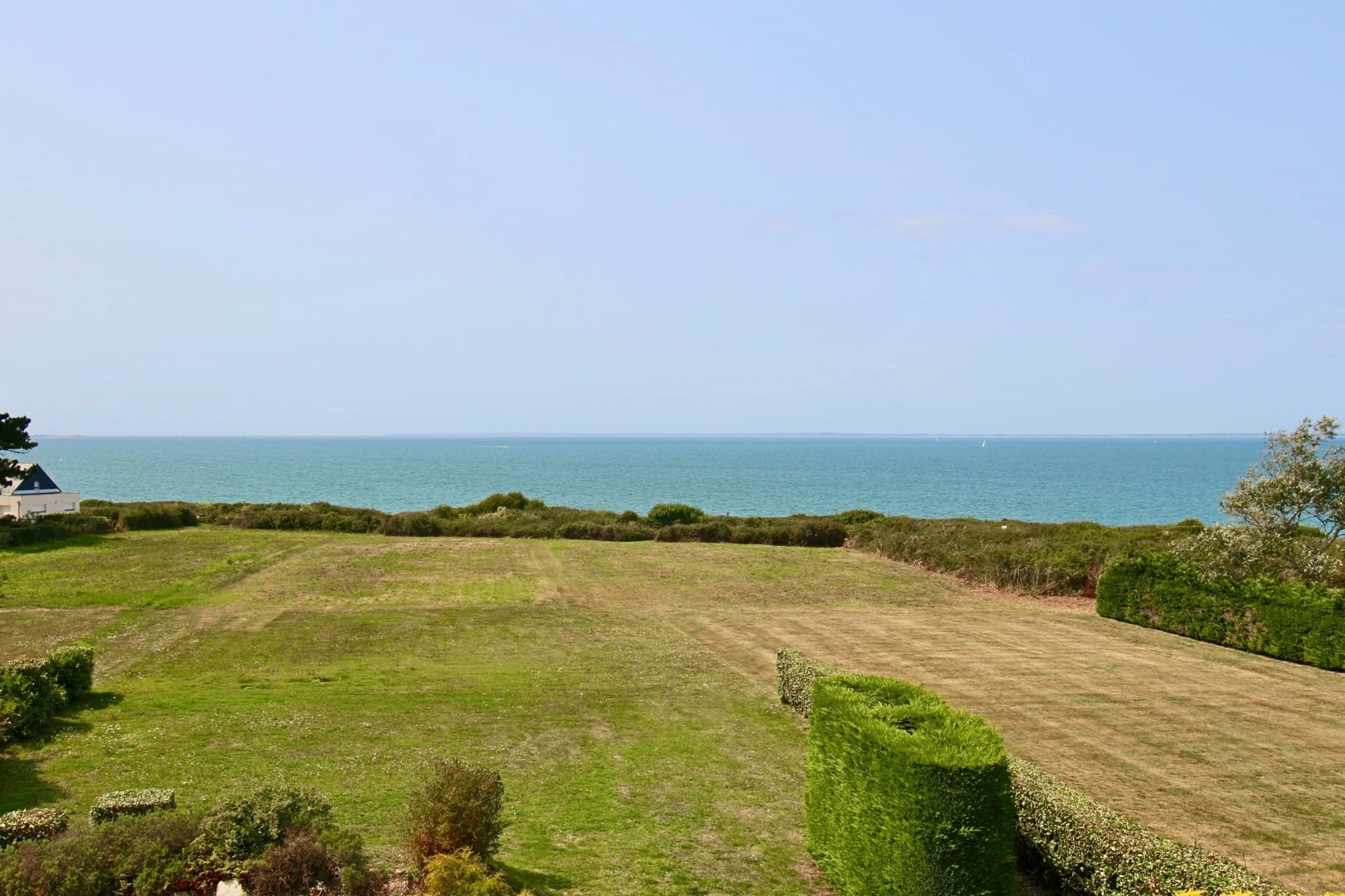 luxury house 7 Rooms for sale on PIRIAC SUR MER (44420)