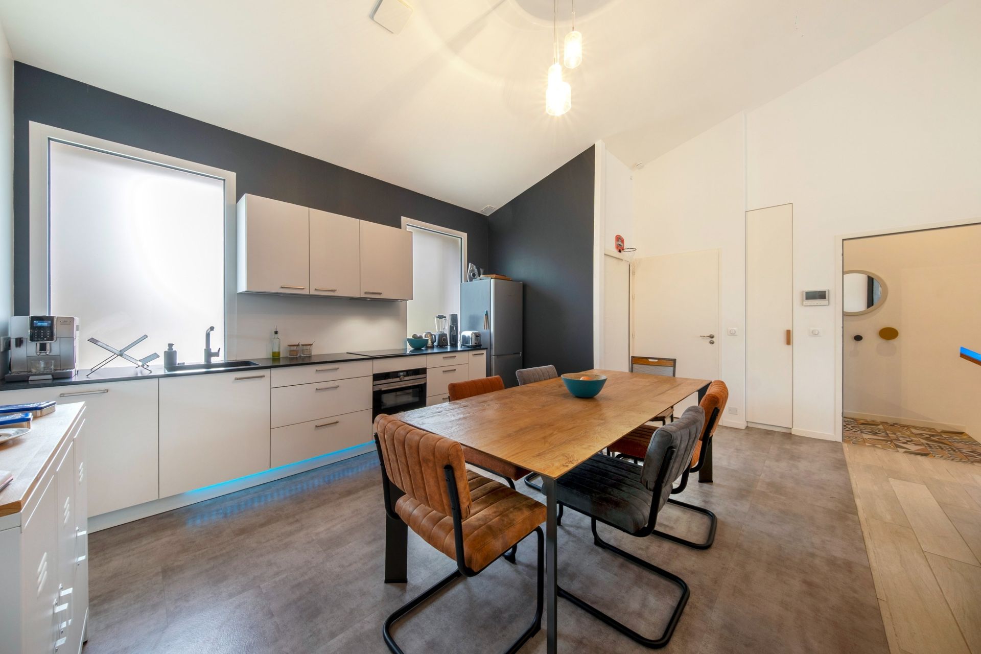 architect's house 5 Rooms for sale on LA ROCHELLE (17000)