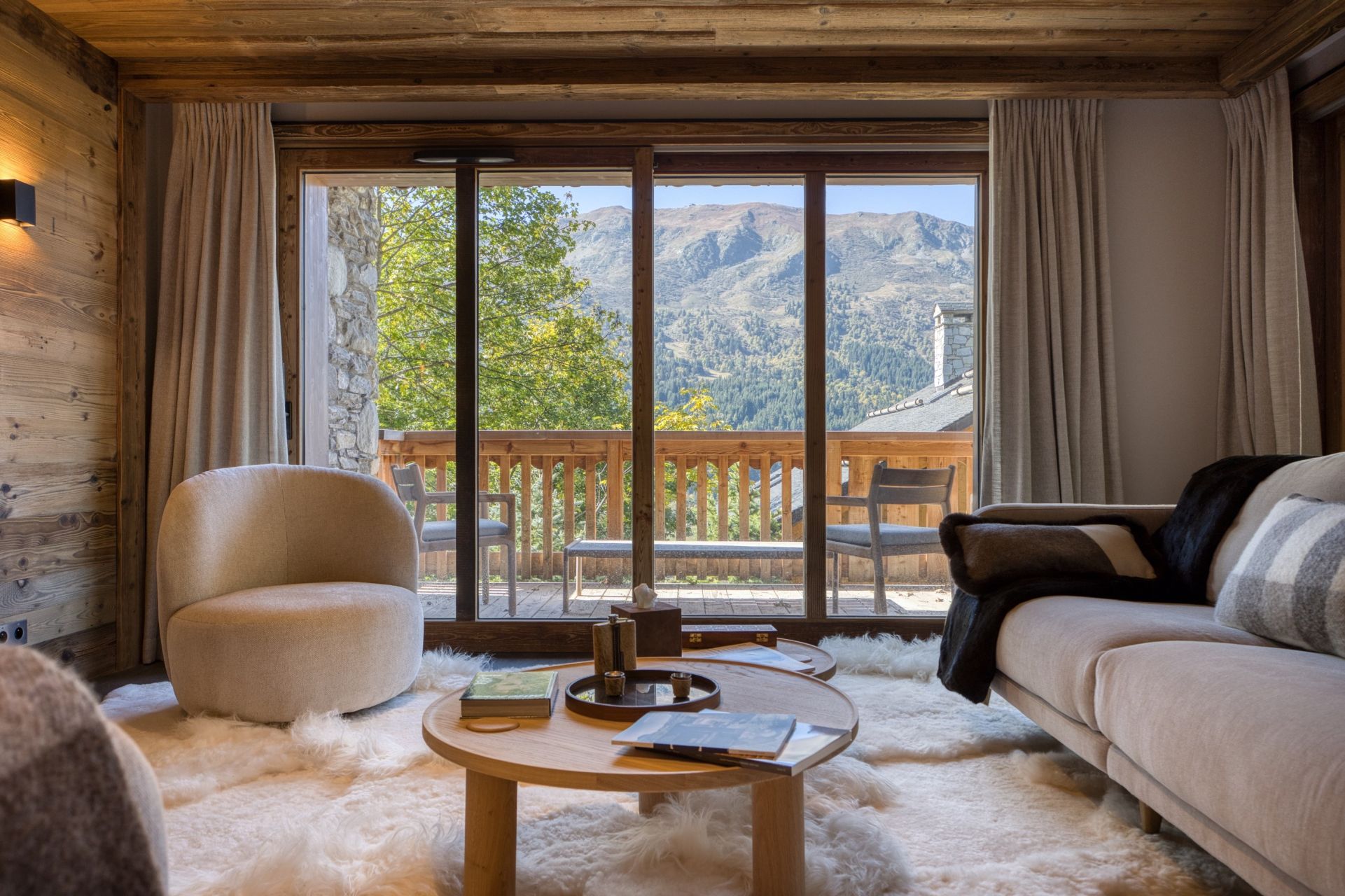 appartement de luxe 5 Pièces en location saisonnière sur MERIBEL LES ALLUES (73550)