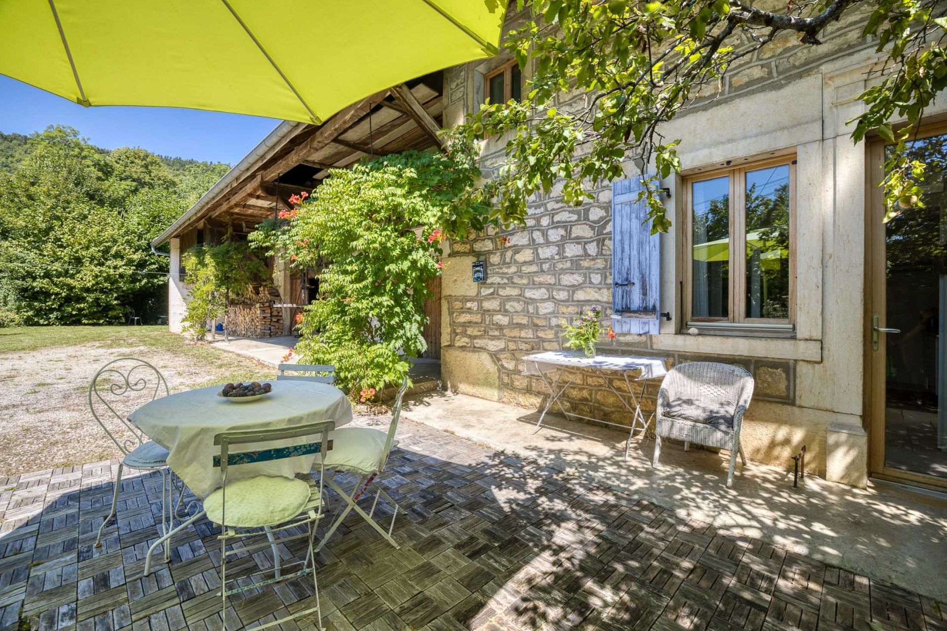 maison de luxe 5 Pièces en vente sur VALROMEY SUR SERAN (01260)