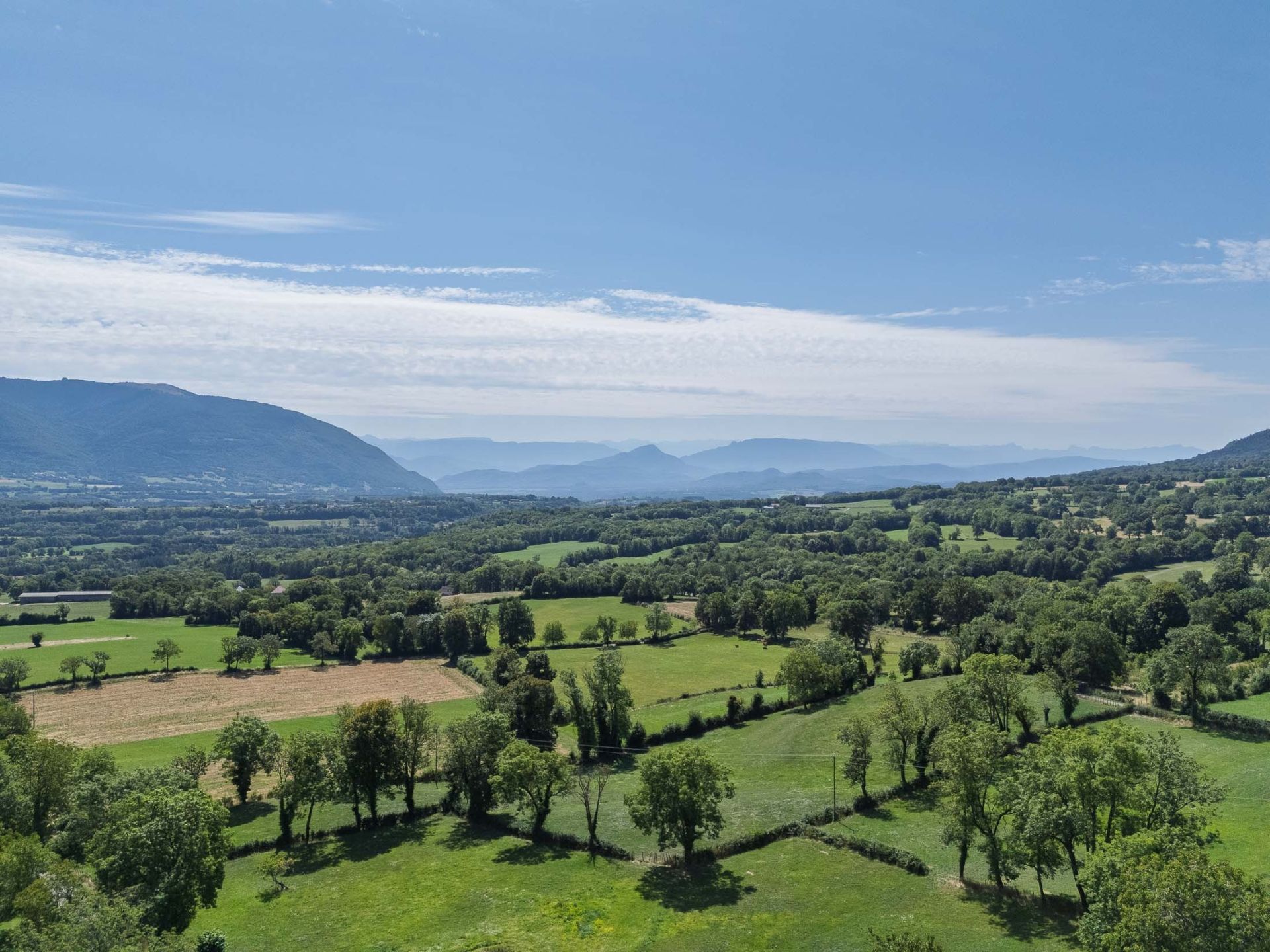 maison de luxe 5 Pièces en vente sur VALROMEY SUR SERAN (01260)