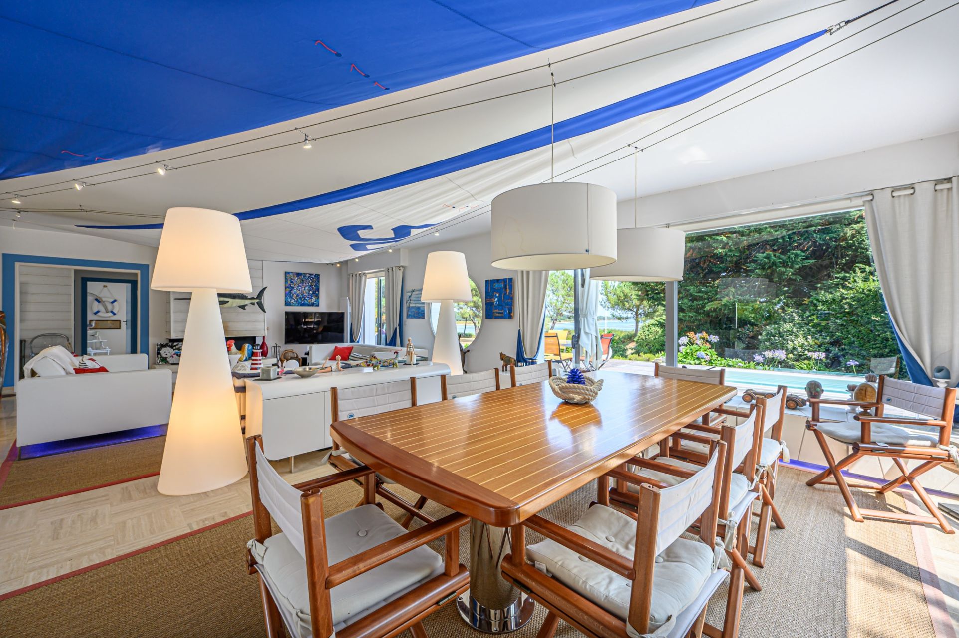 maison de luxe 9 Pièces en vente sur PLOUHINEC (56680)