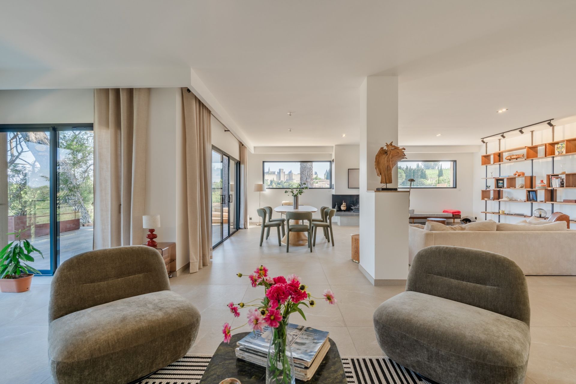 luxury house 8 Rooms for sale on CARCASSONNE (11000)
