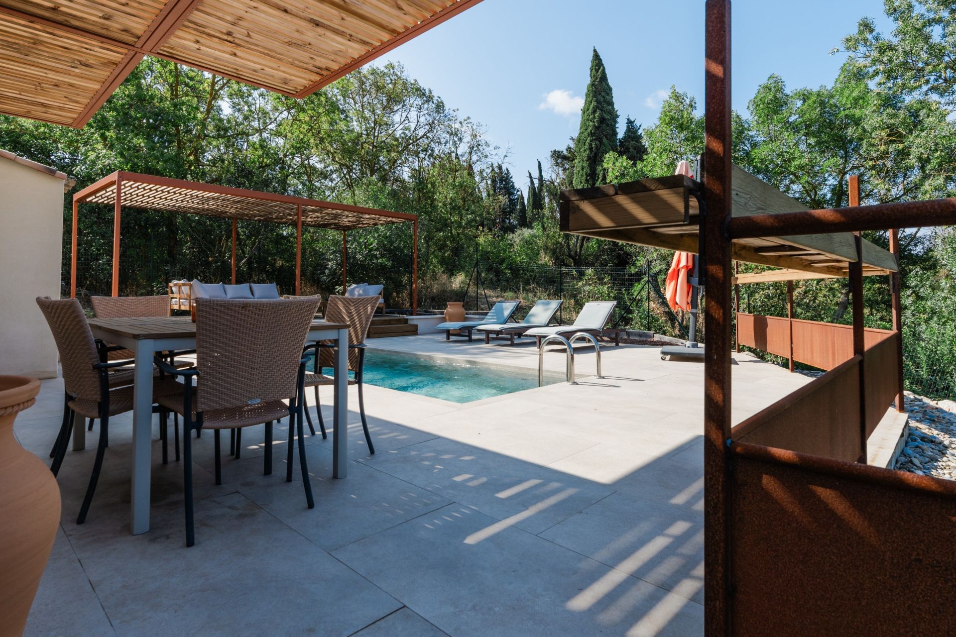 luxury house 8 Rooms for sale on CARCASSONNE (11000)