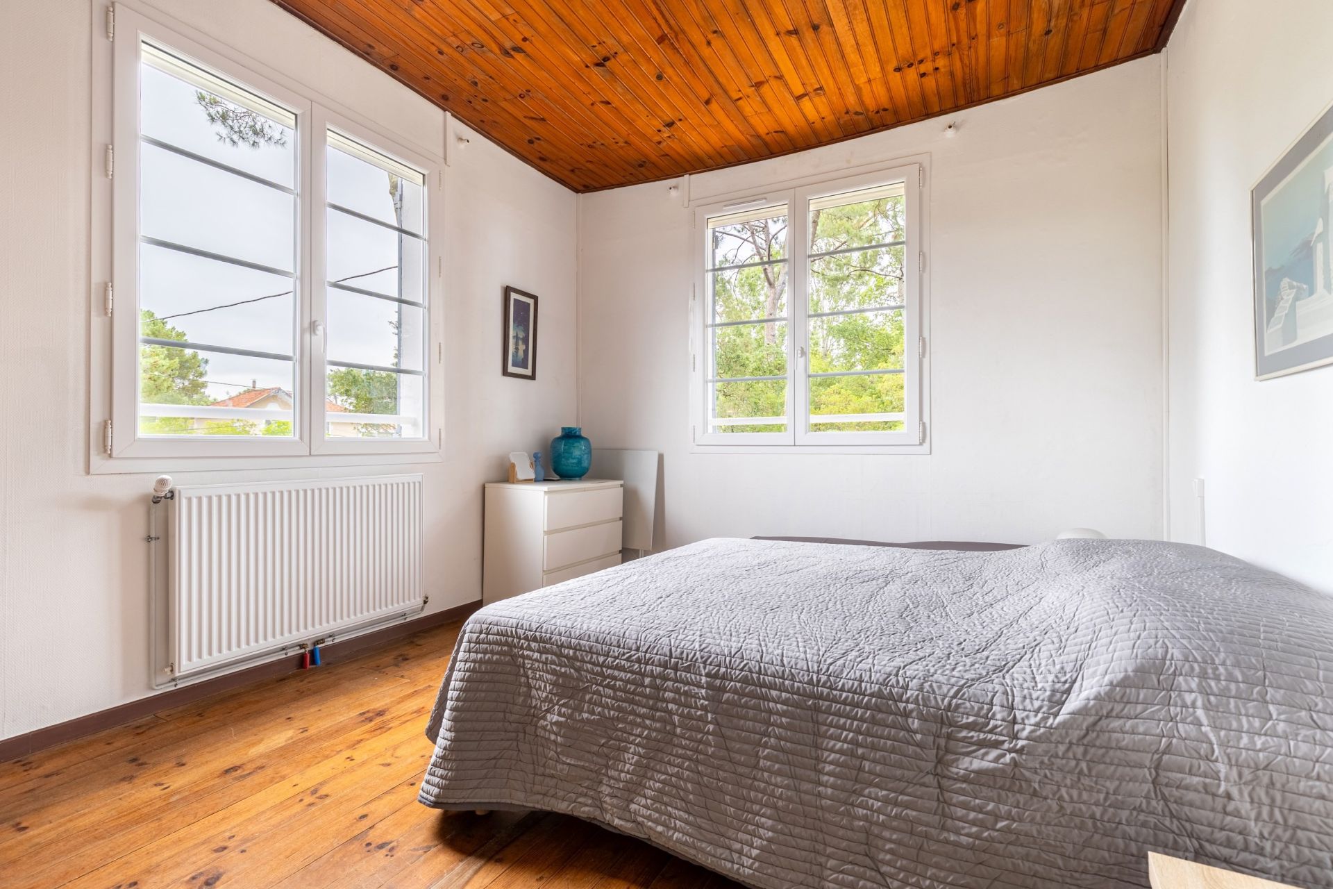 luxury house 6 Rooms for sale on CAP FERRET (33970)