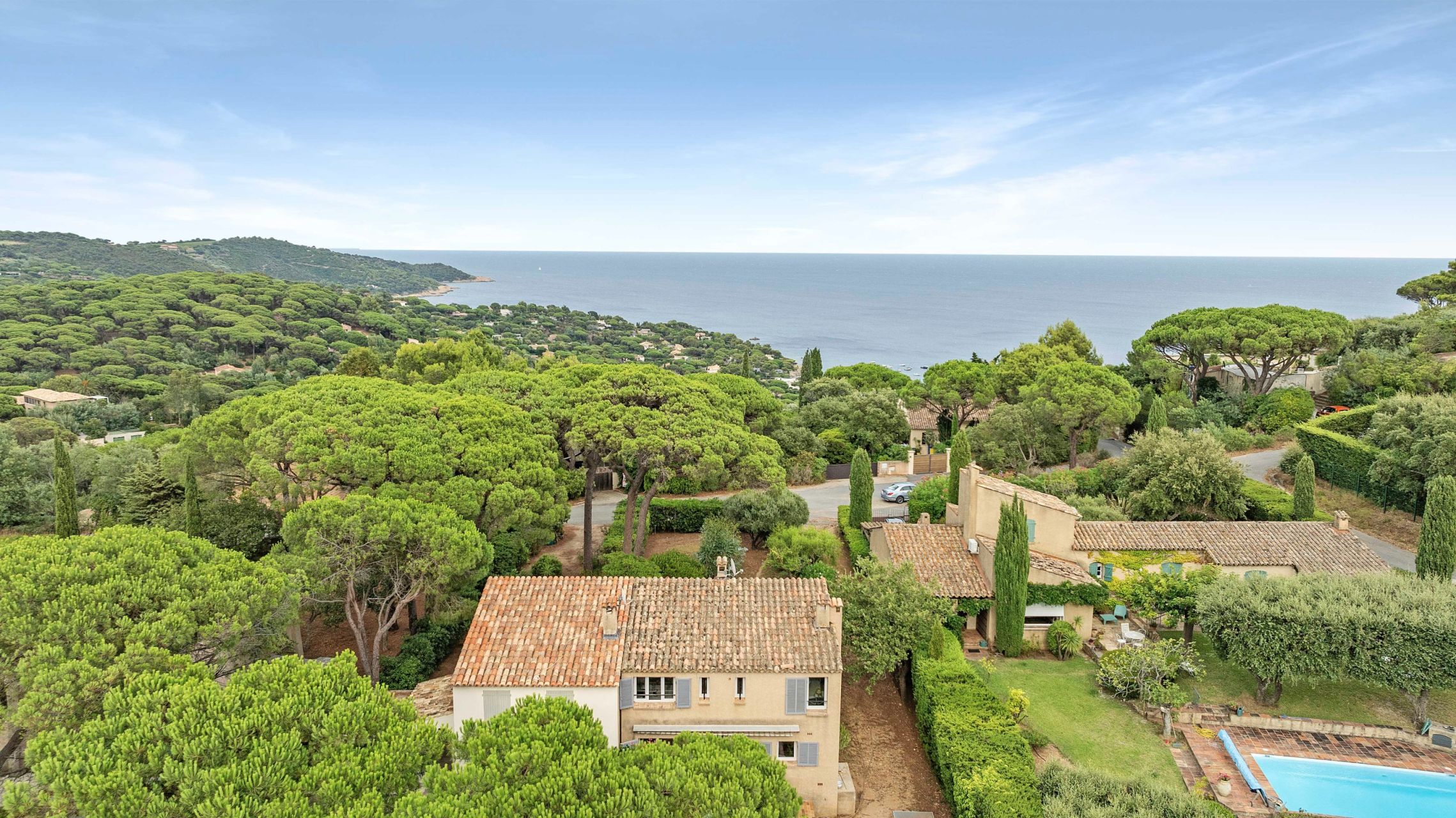 luxury villa 7 Rooms for sale on RAMATUELLE (83350)