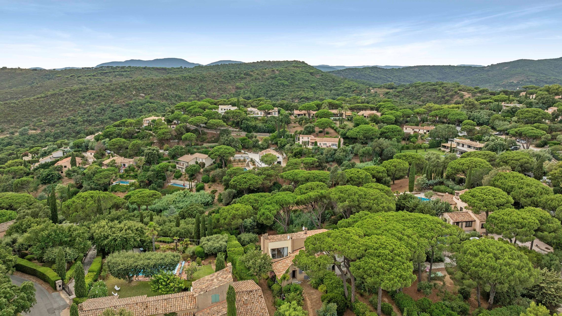 luxury villa 7 Rooms for sale on RAMATUELLE (83350)