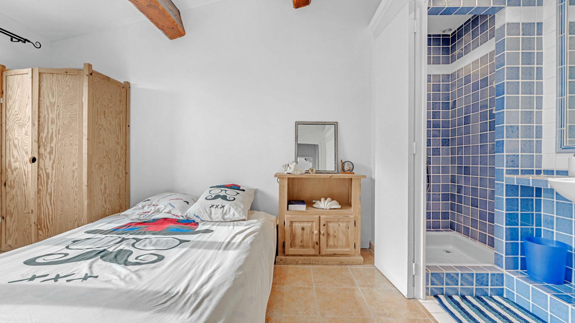 luxury villa 7 Rooms for sale on RAMATUELLE (83350)