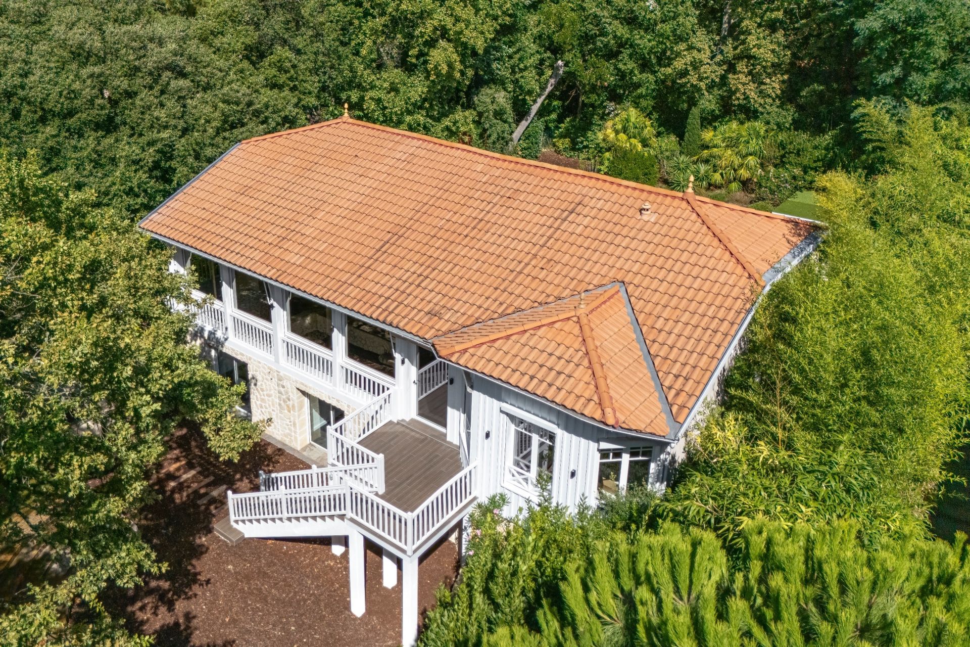 luxury house 9 Rooms for sale on ARCACHON (33120)