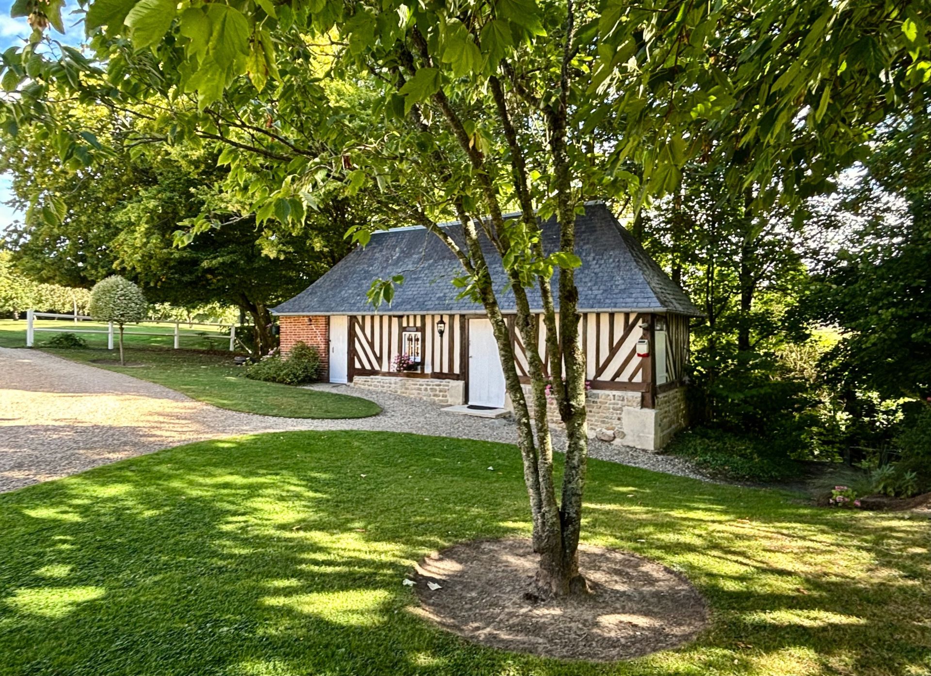 manoir 8 Pièces en vente sur RUMESNIL (14340)