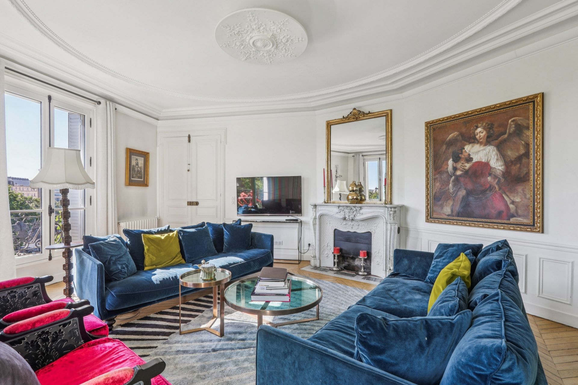 luxury apartment 5 Rooms for sale on PARIS (75004)