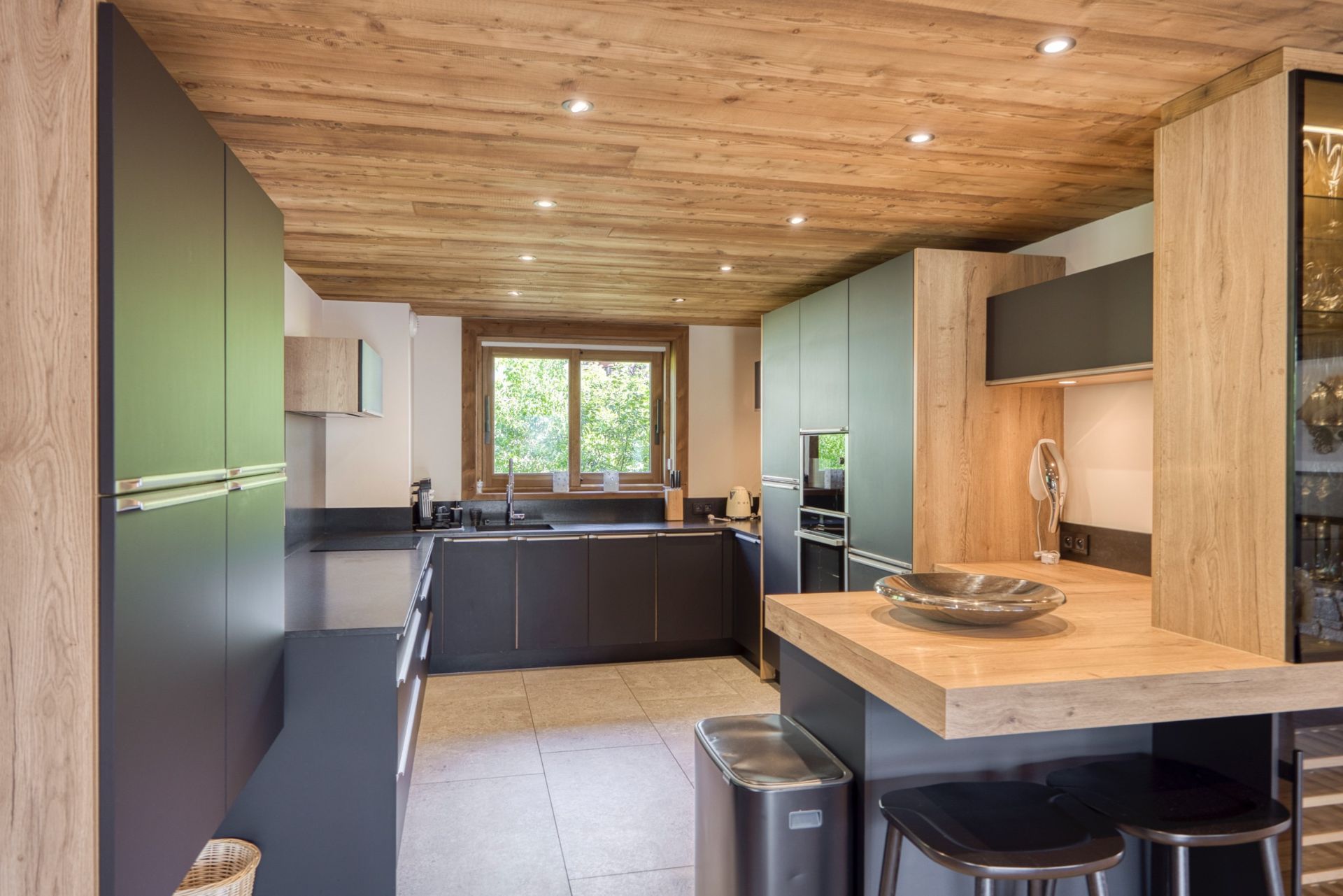 luxury chalet 9 Rooms for sale on MEGEVE (74120)