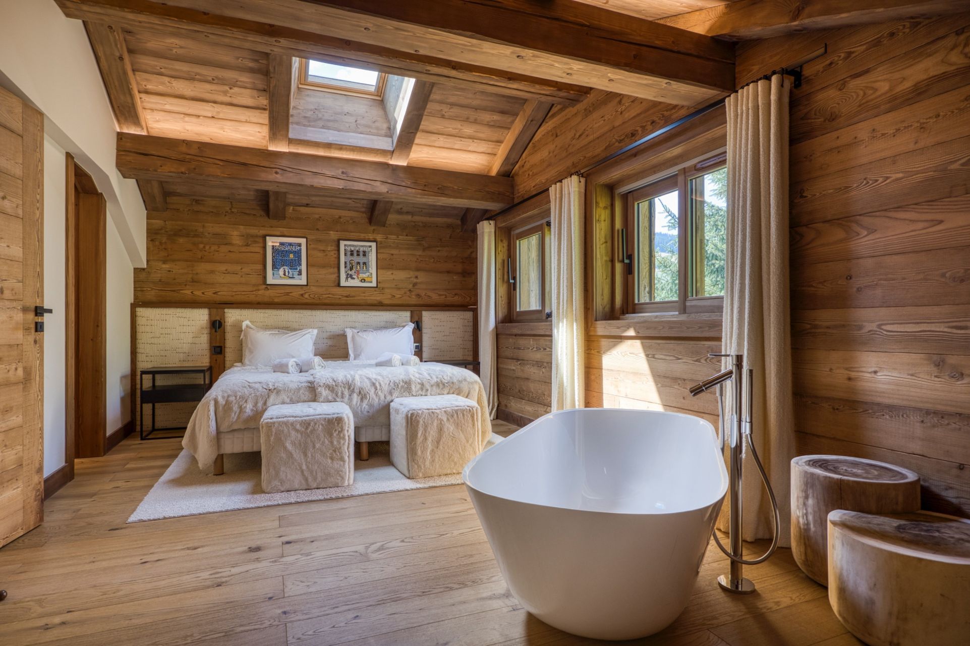 luxury chalet 9 Rooms for sale on MEGEVE (74120)
