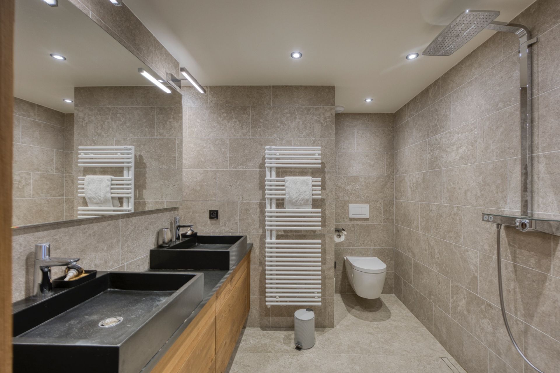 luxury chalet 9 Rooms for sale on MEGEVE (74120)