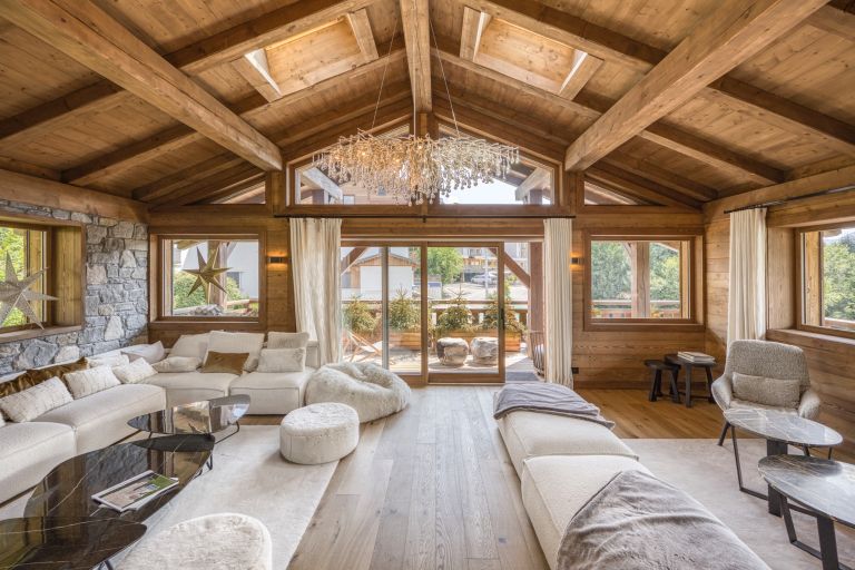 luxury chalet 9 Rooms for sale on MEGEVE (74120)