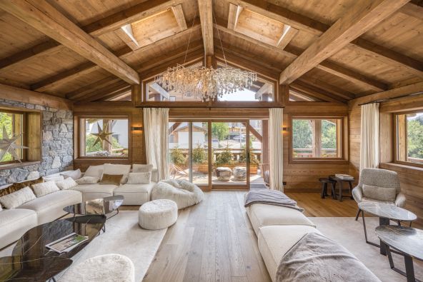 Sale Luxury chalet Megève 9 Rooms 336 m²