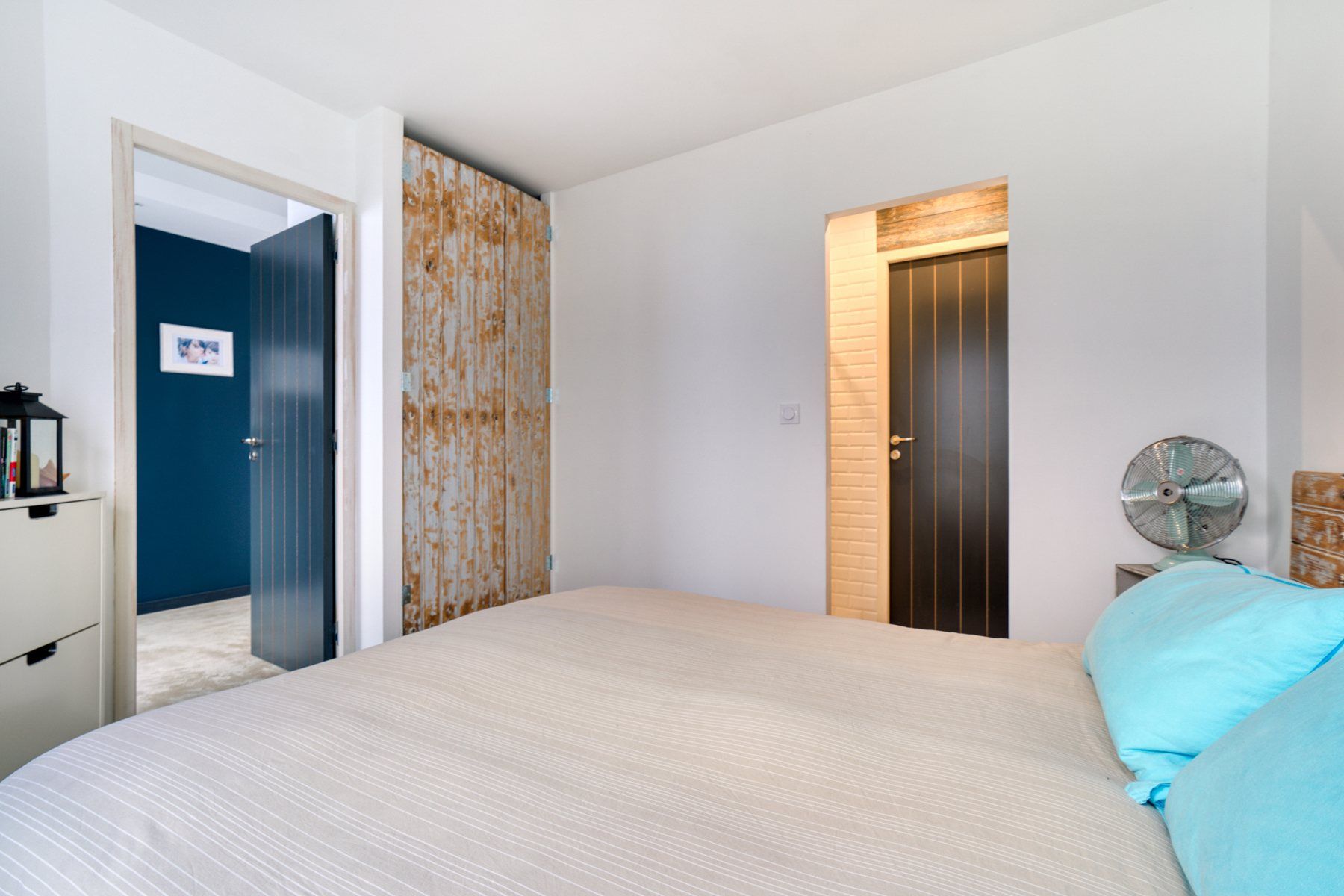 luxury house 8 Rooms for sale on RIVEDOUX PLAGE (17940)