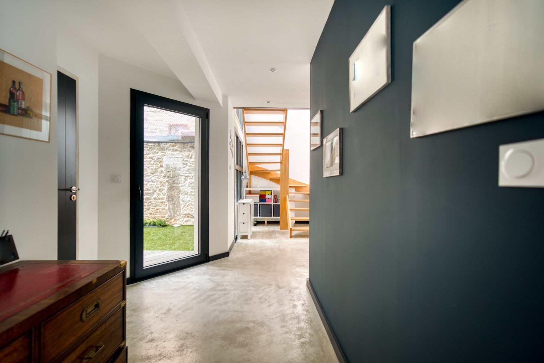 luxury house 8 Rooms for sale on RIVEDOUX PLAGE (17940)