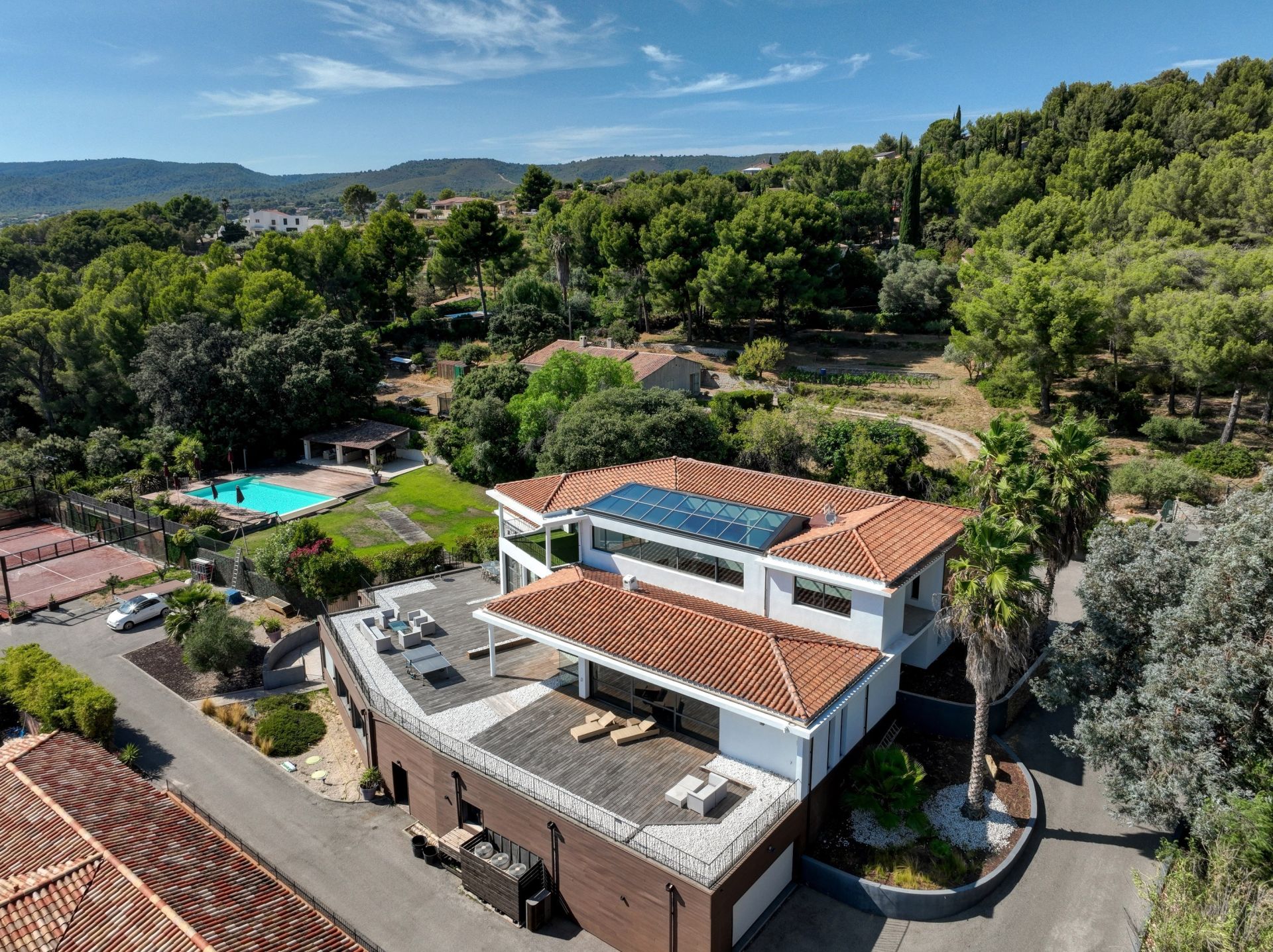 maison de luxe 8 Pièces en vente sur LA CADIERE D AZUR (83740)