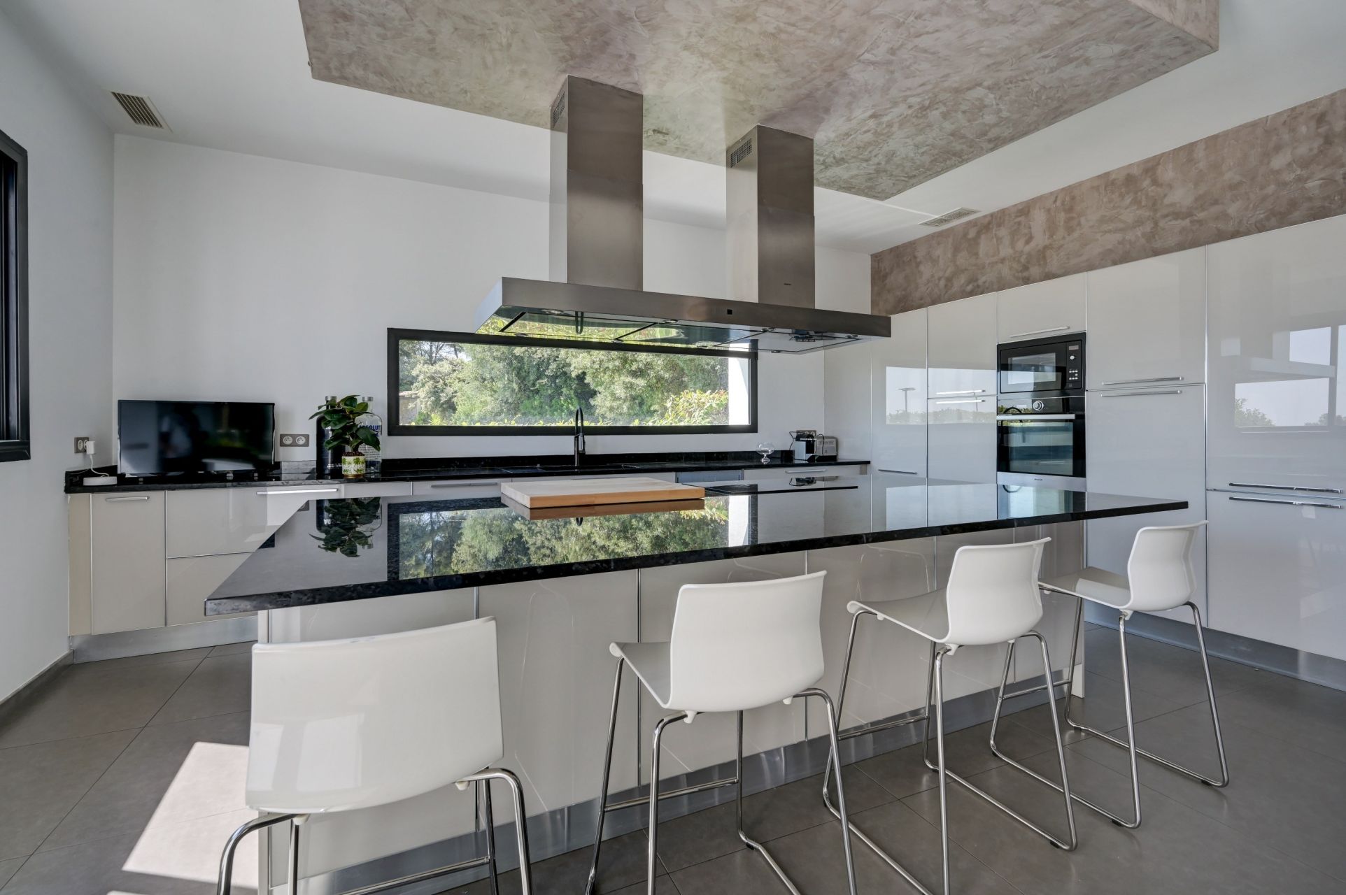 maison de luxe 8 Pièces en vente sur LA CADIERE D AZUR (83740)